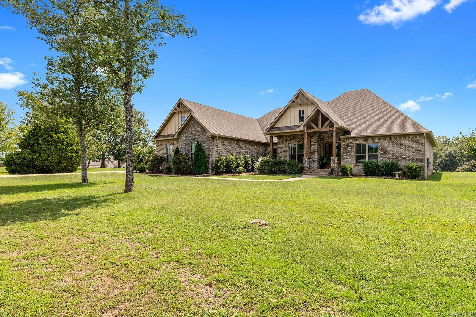 THE VINEYARD - Residential