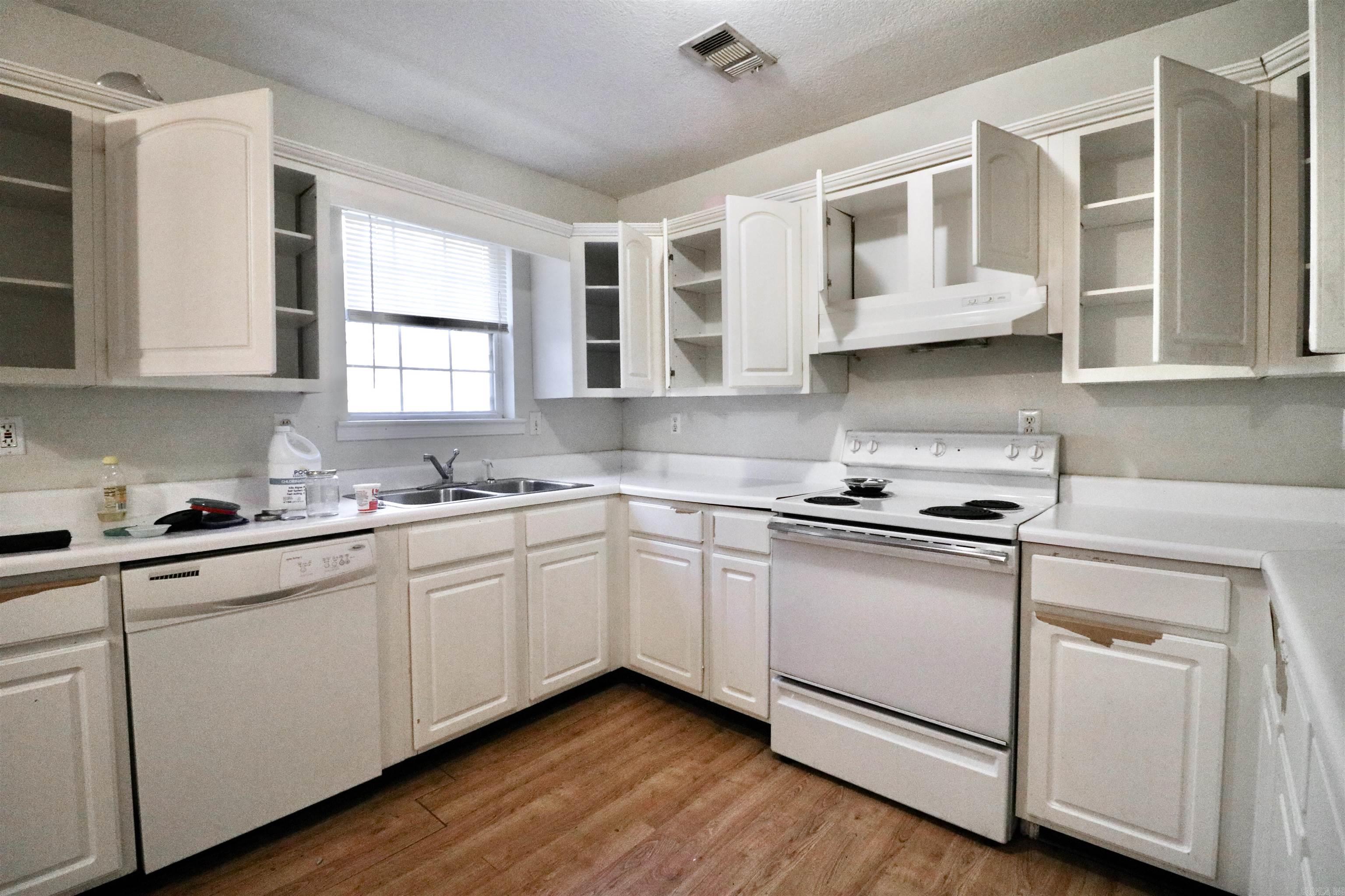 Hickory Hollow - Residential