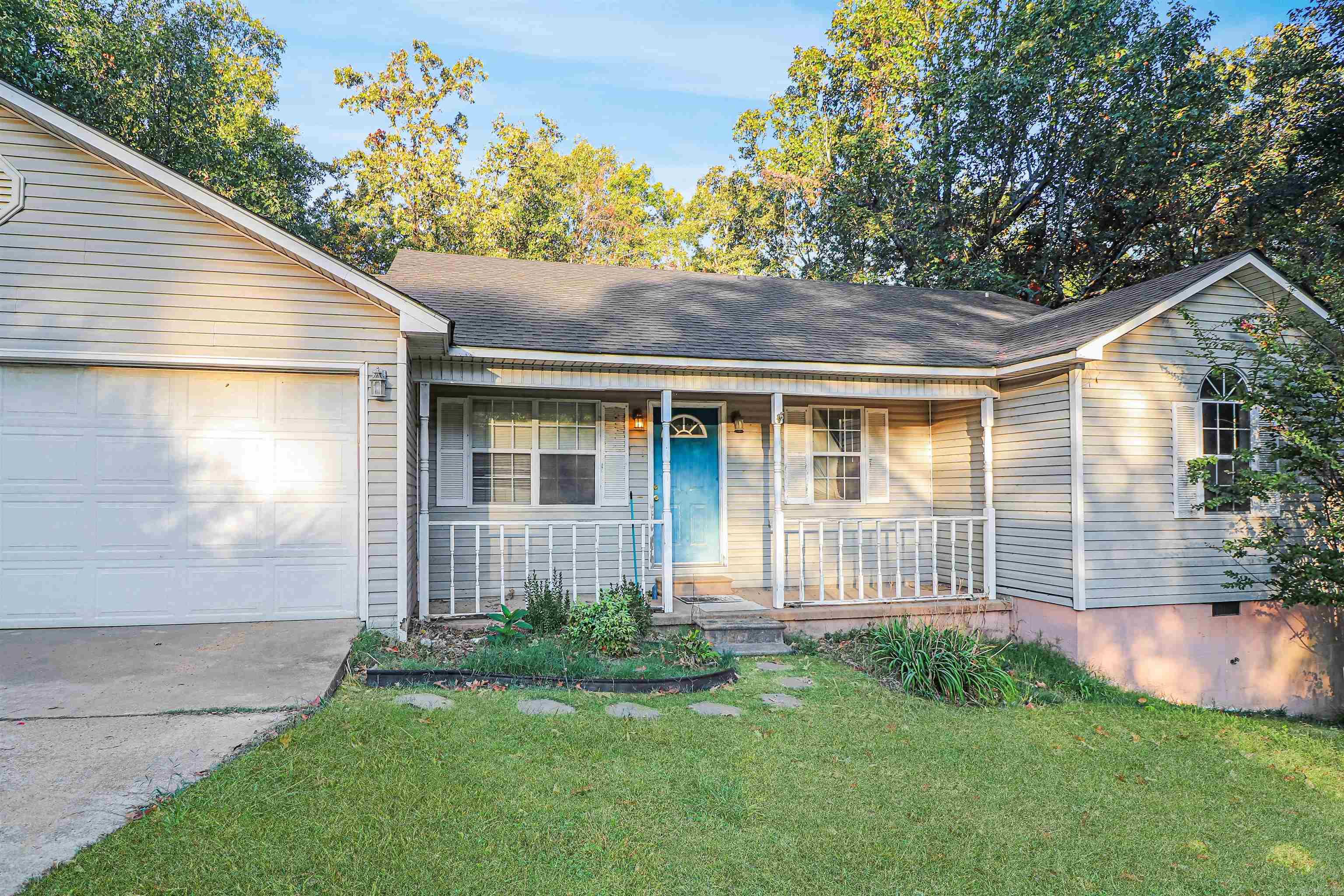 Hickory Hollow - Residential