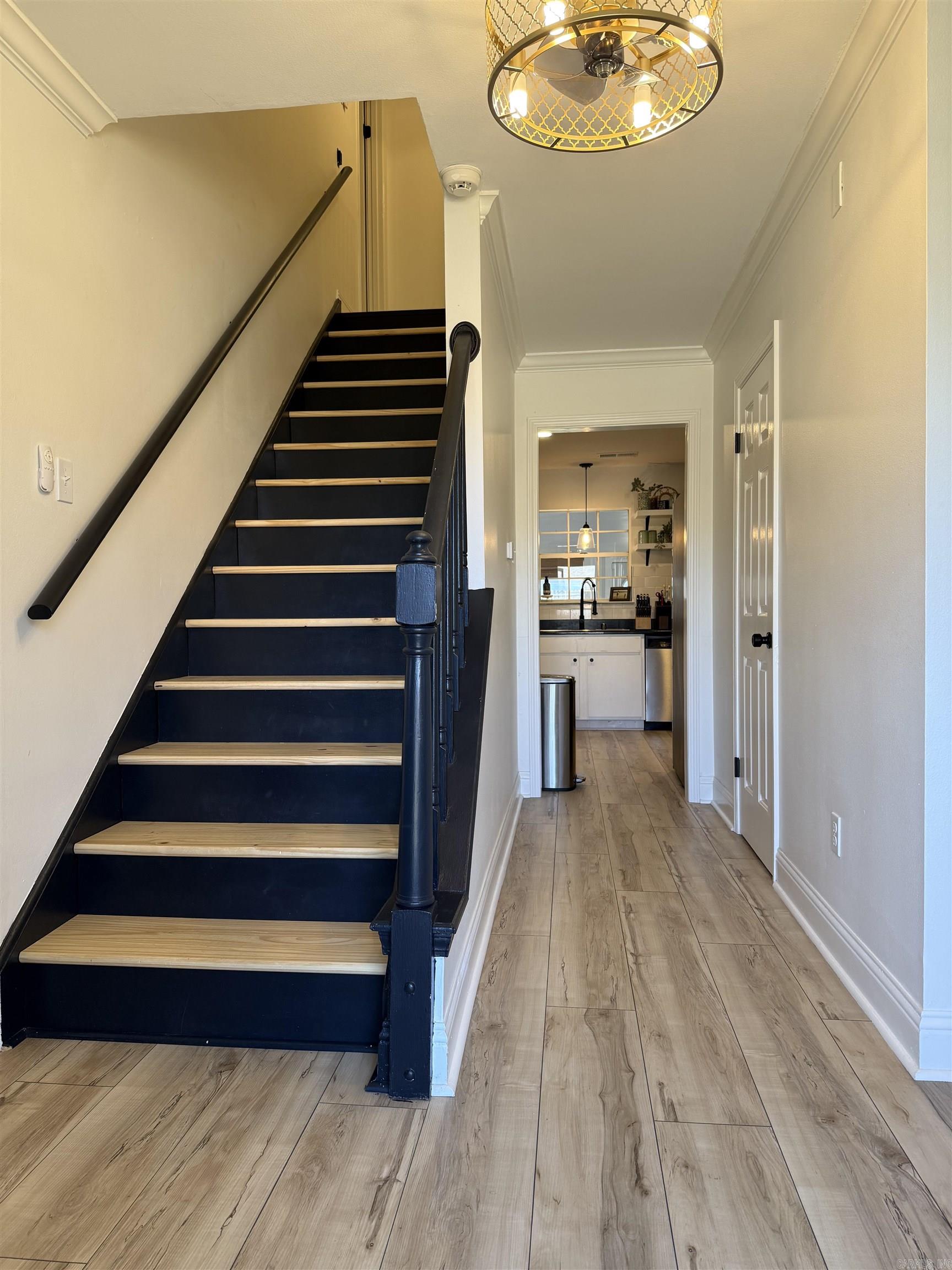 EAST MEADOW - Residential