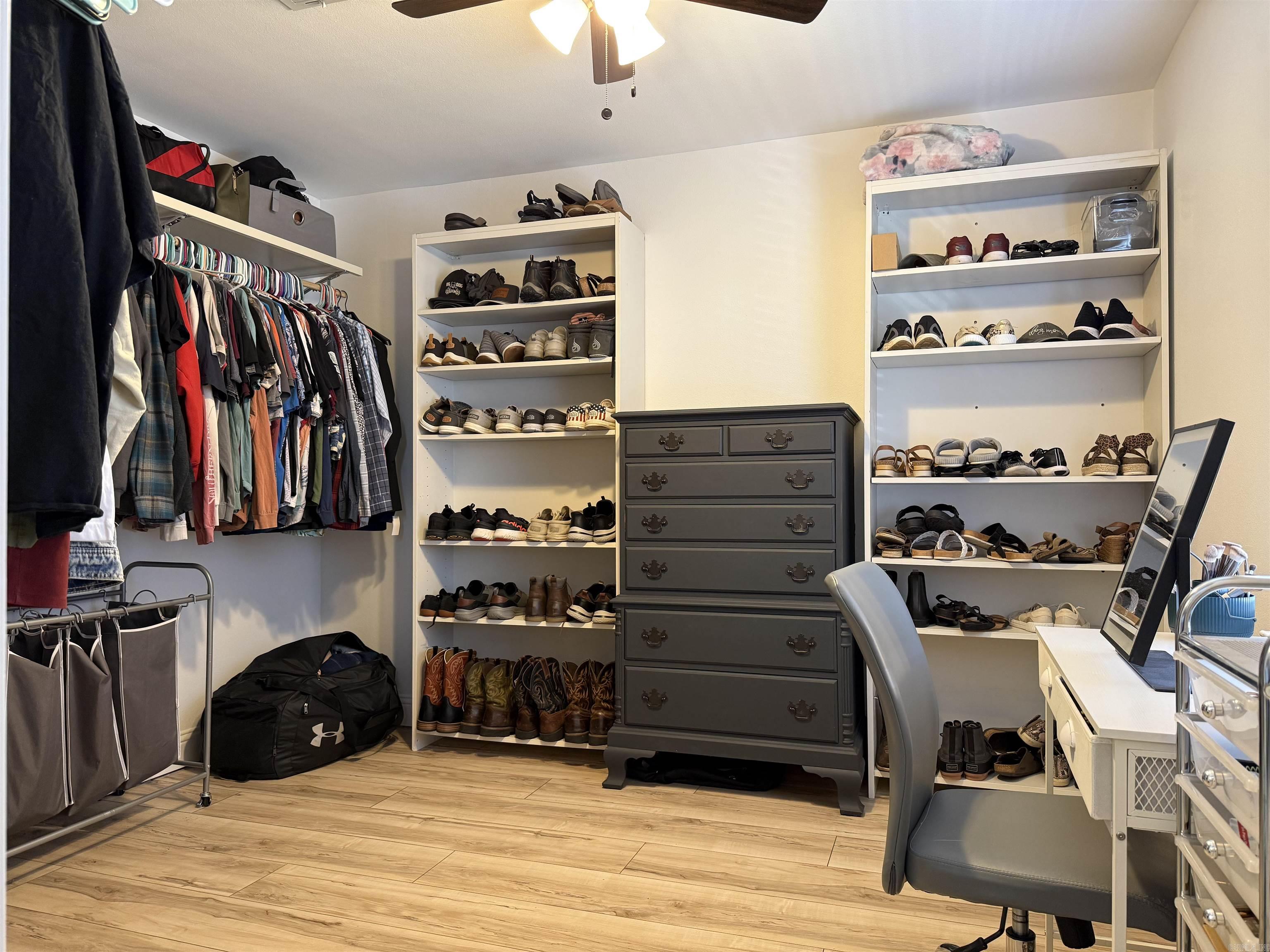 EAST MEADOW - Residential