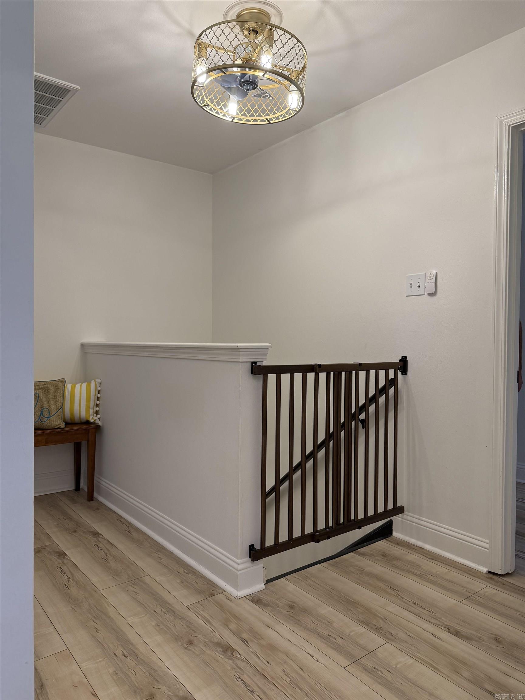 EAST MEADOW - Residential