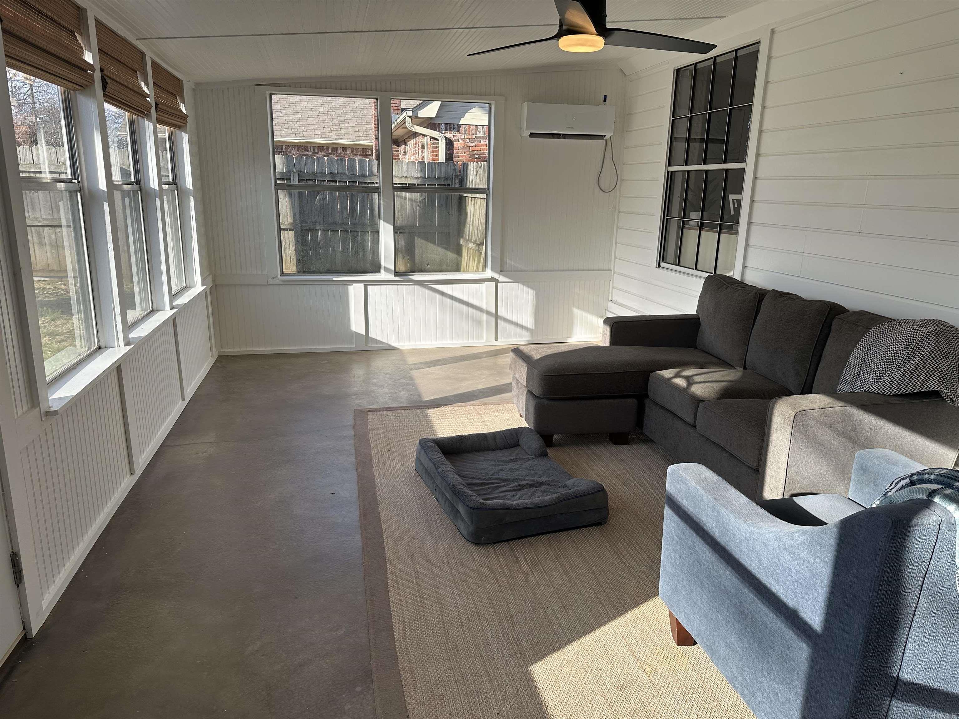 EAST MEADOW - Residential