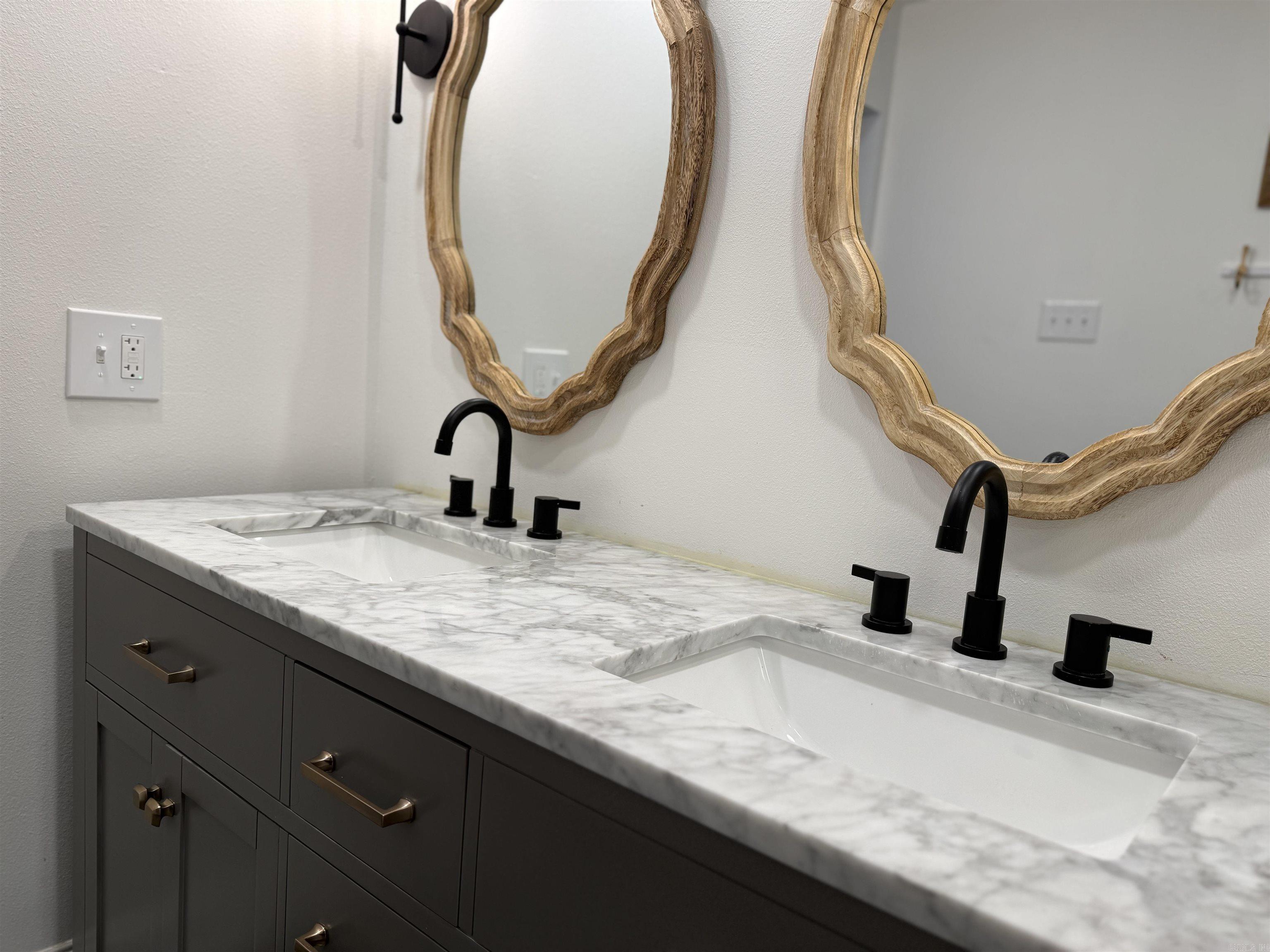 EAST MEADOW - Residential