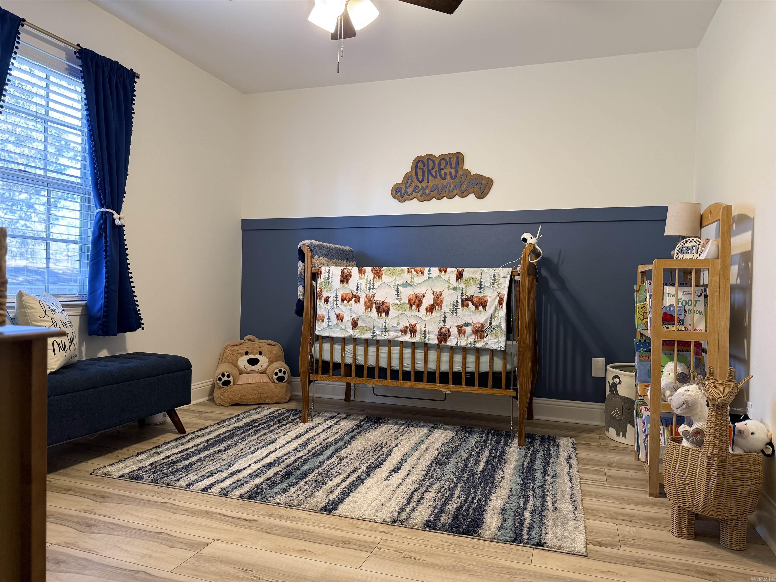 EAST MEADOW - Residential