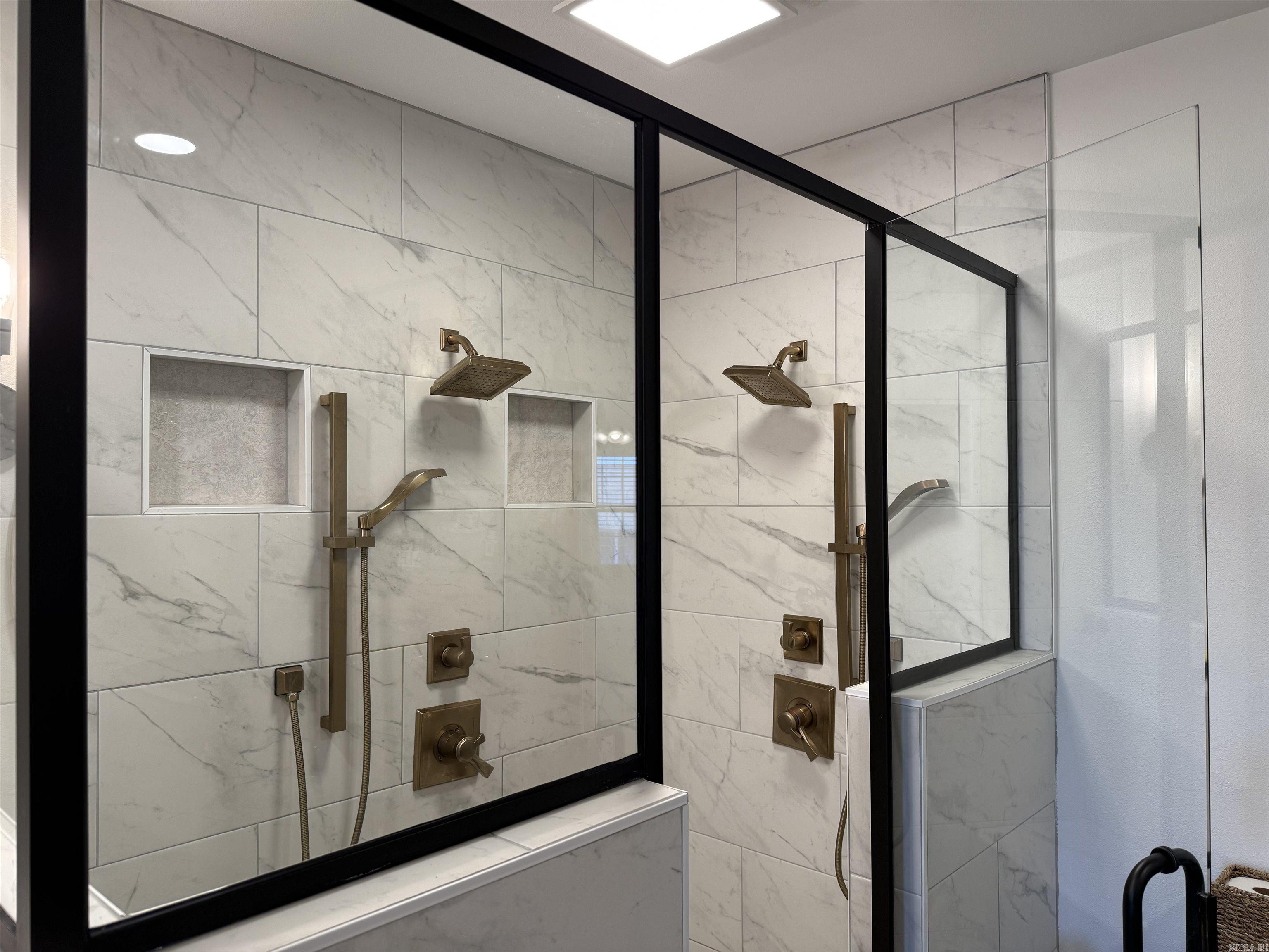 EAST MEADOW - Residential