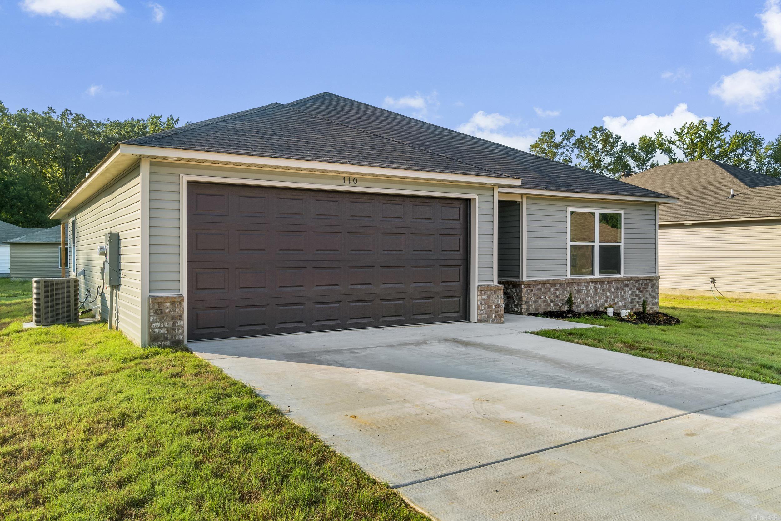 The Foster II plan is a charming and inviting home design that exudes curb appeal with its front porch and well-maintained front yard landscaping, creating an inviting atmosphere right from the curb. This open-concept home provides a spacious living experience with 3 bedrooms and 2 bathrooms, ensuring ample room for comfort and privacy. The kitchen is a standout feature of the home, boasting a complete set of energy-efficient appliances that cater to modern needs and preferences. Whether you're cooking daily meals or hosting gatherings, the Foster II plan offers functionality and style. Explore more about this delightful home today to see how it can meet your lifestyle preferences and needs! **SEE SHOWING REMARKS & AGENT REMARKS FOR IMPORTANT INFORMATION**