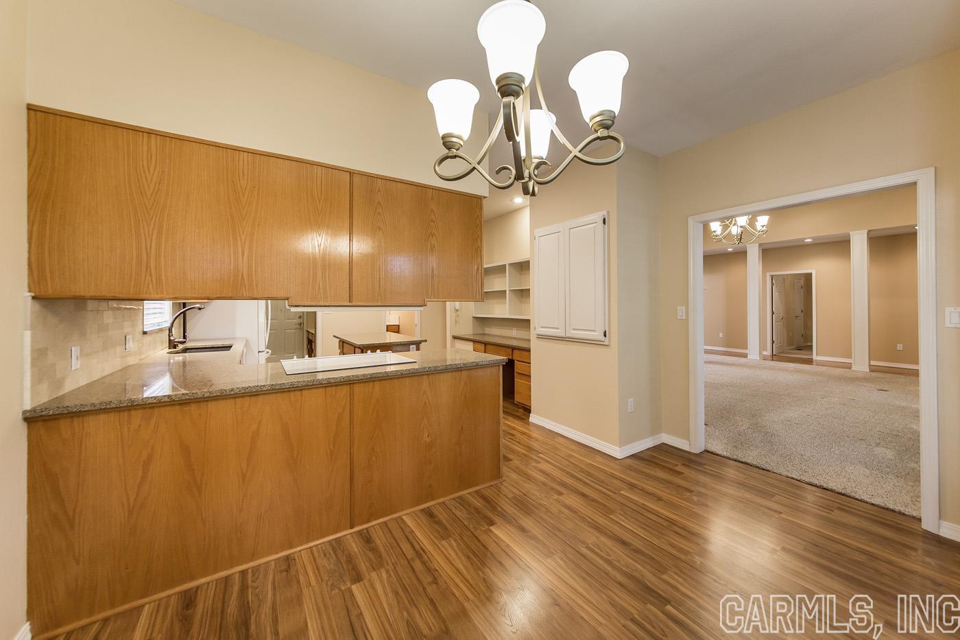 VINEGAR HILL  (H.P.R.) - Residential