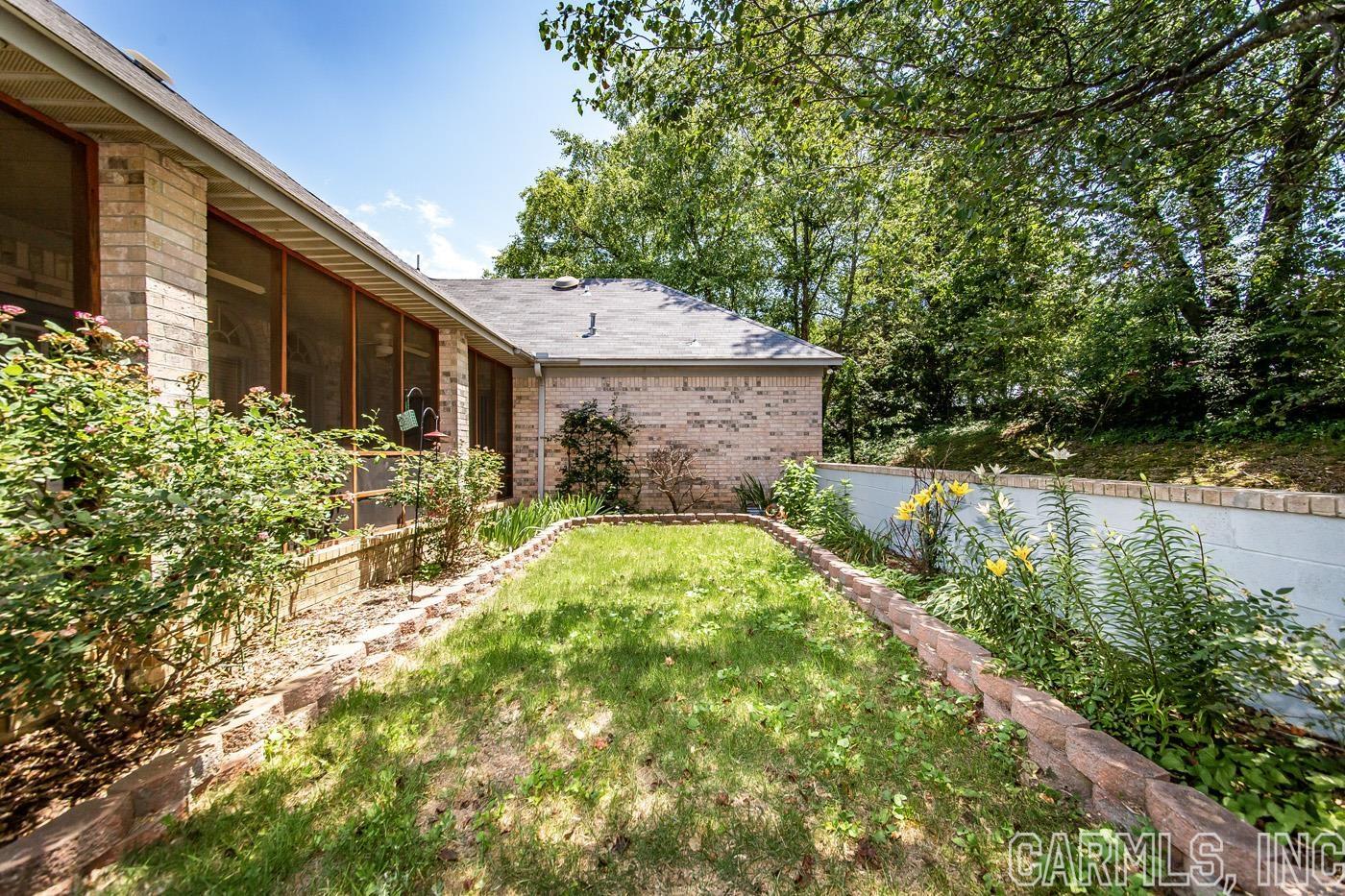 VINEGAR HILL  (H.P.R.) - Residential