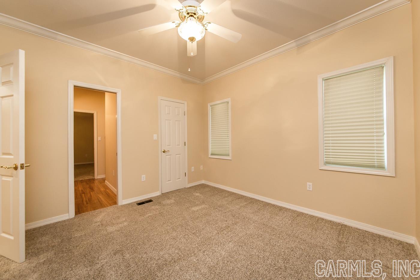 VINEGAR HILL  (H.P.R.) - Residential