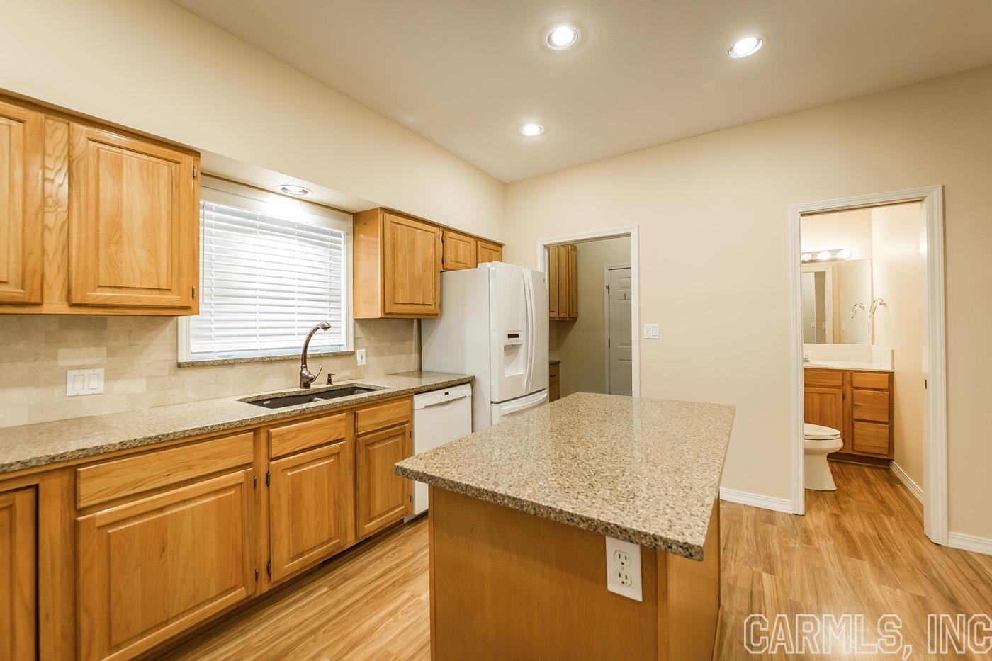 VINEGAR HILL  (H.P.R.) - Residential