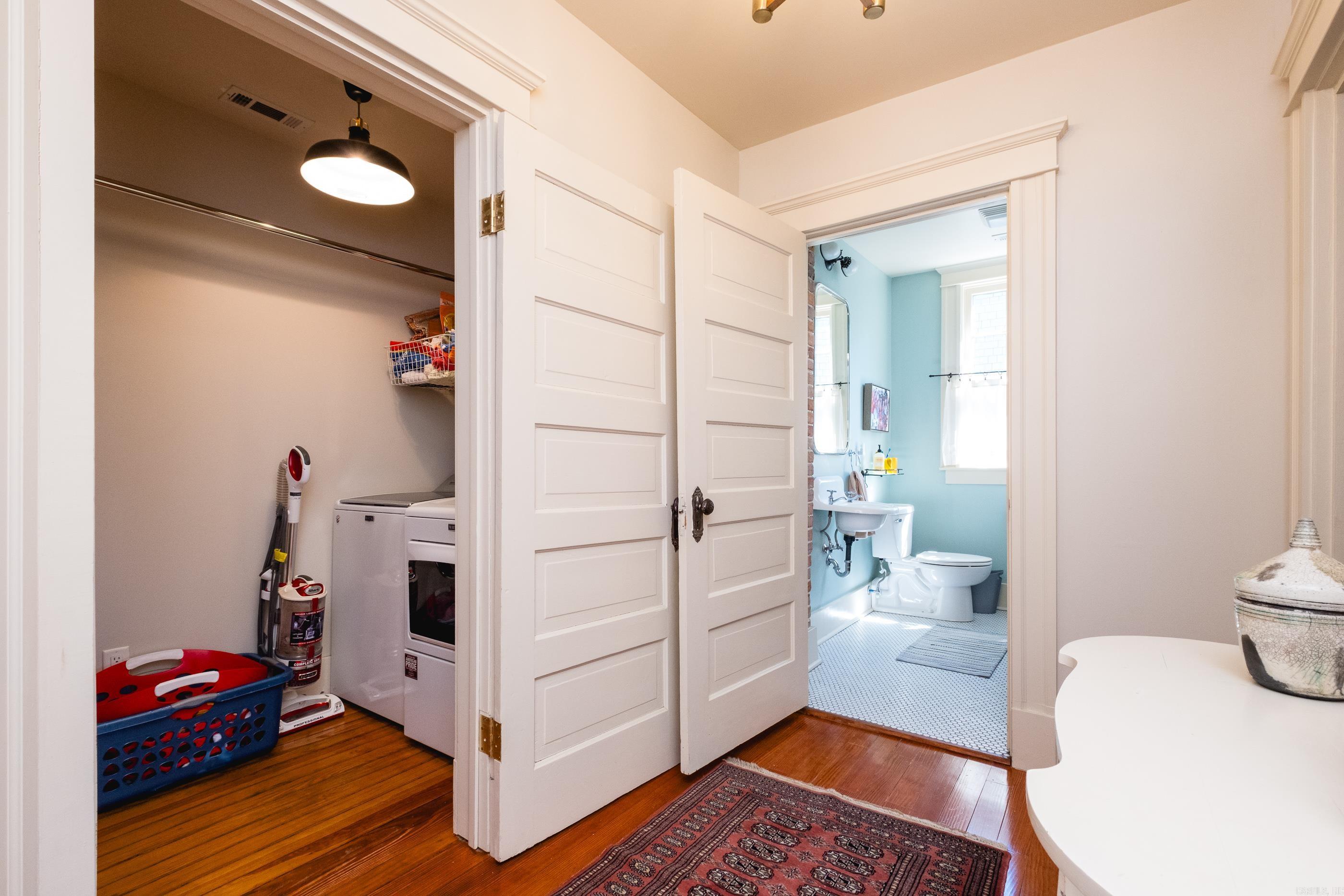 CENTENNIAL - Residential