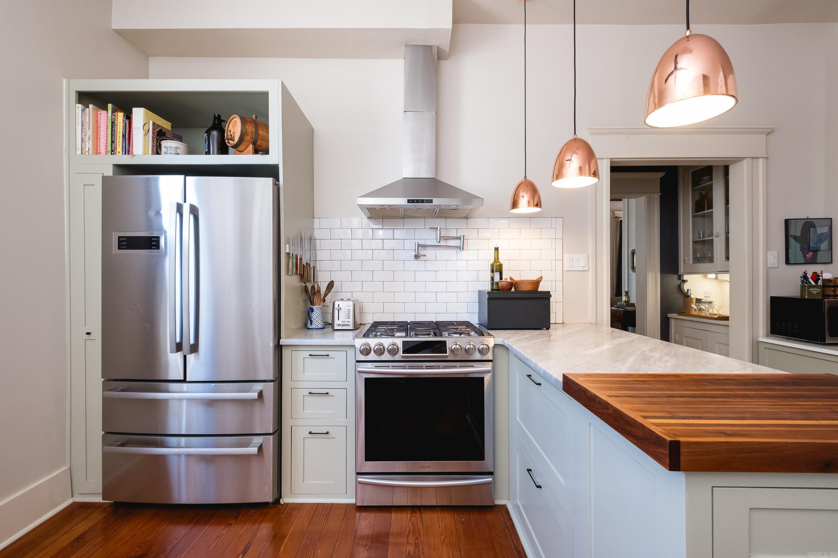 CENTENNIAL - Residential