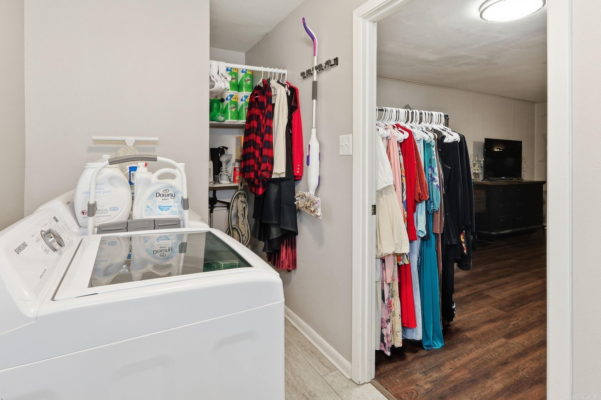 VALLEY VIEW - Residential