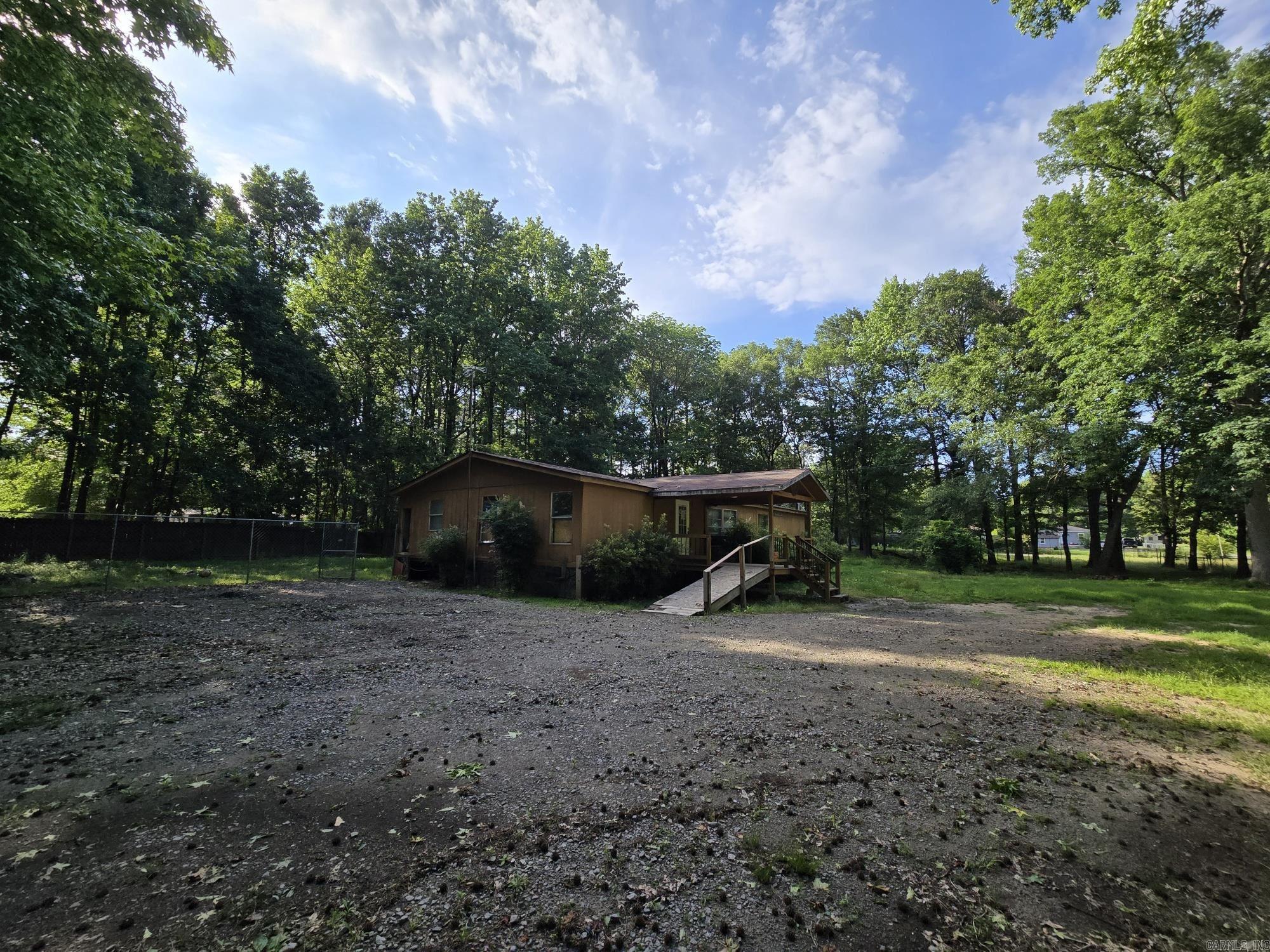 HENRYS - Residential