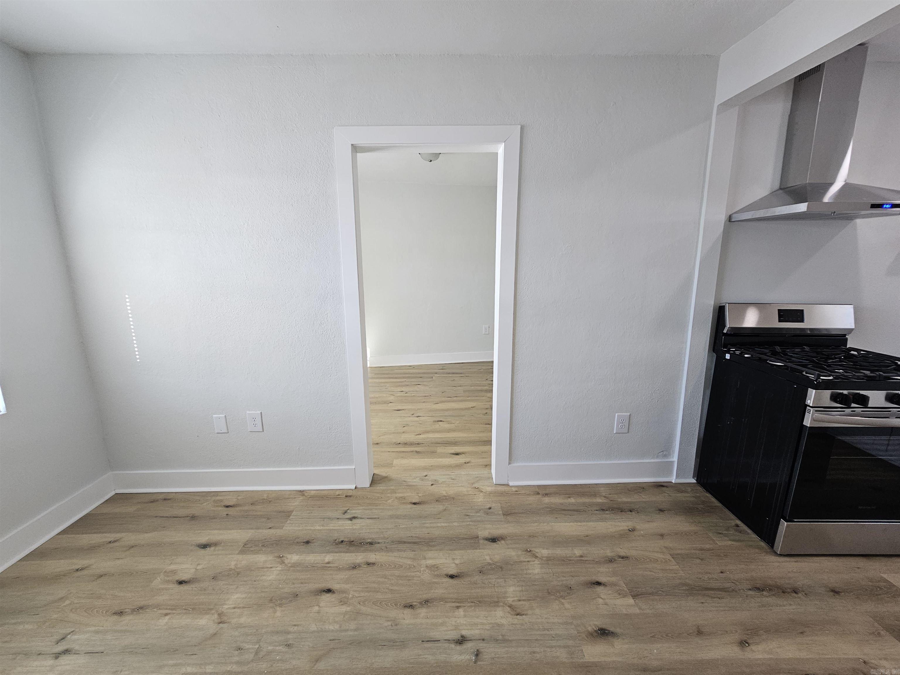 HSR BLK - Residential Income