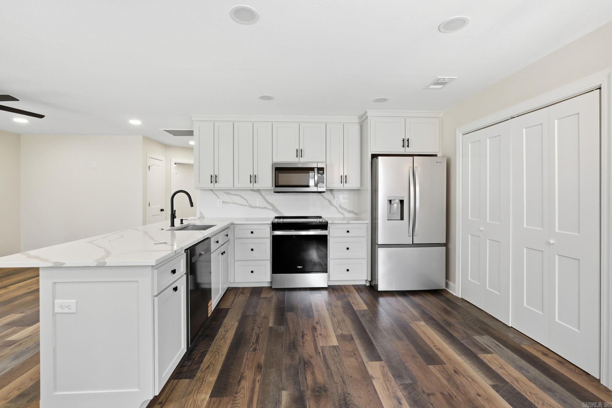 Dierks Hays 2nd - Residential