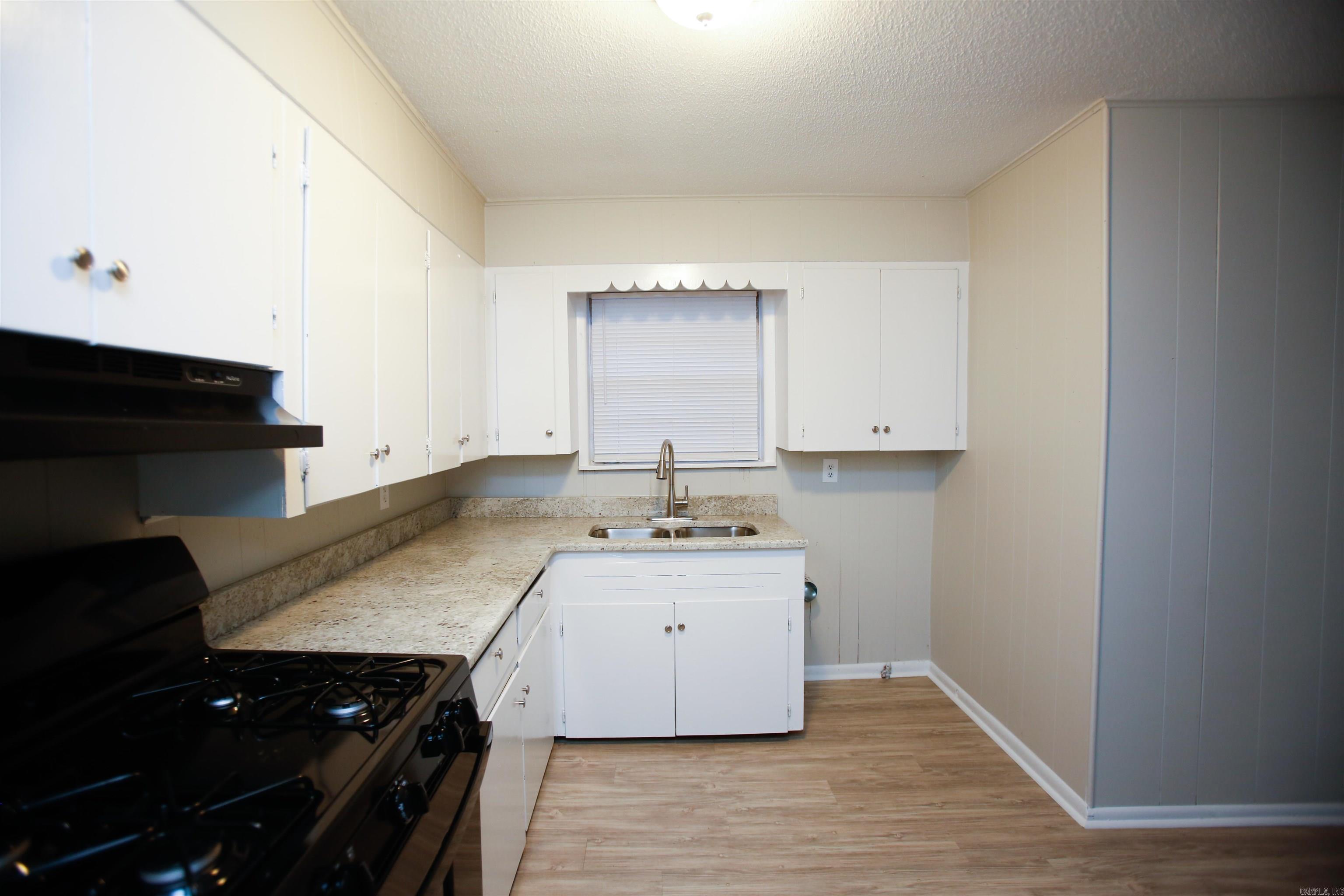 Barrow John 2L - Residential Lease