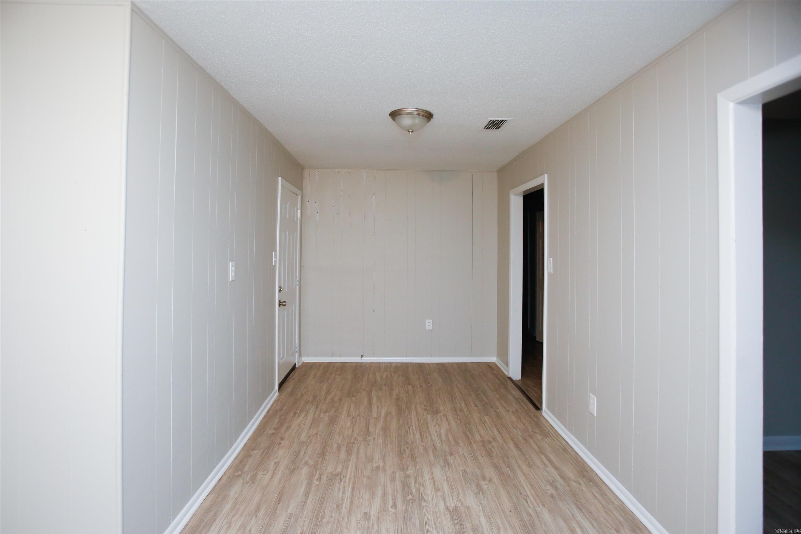 Barrow John 2L - Residential Lease