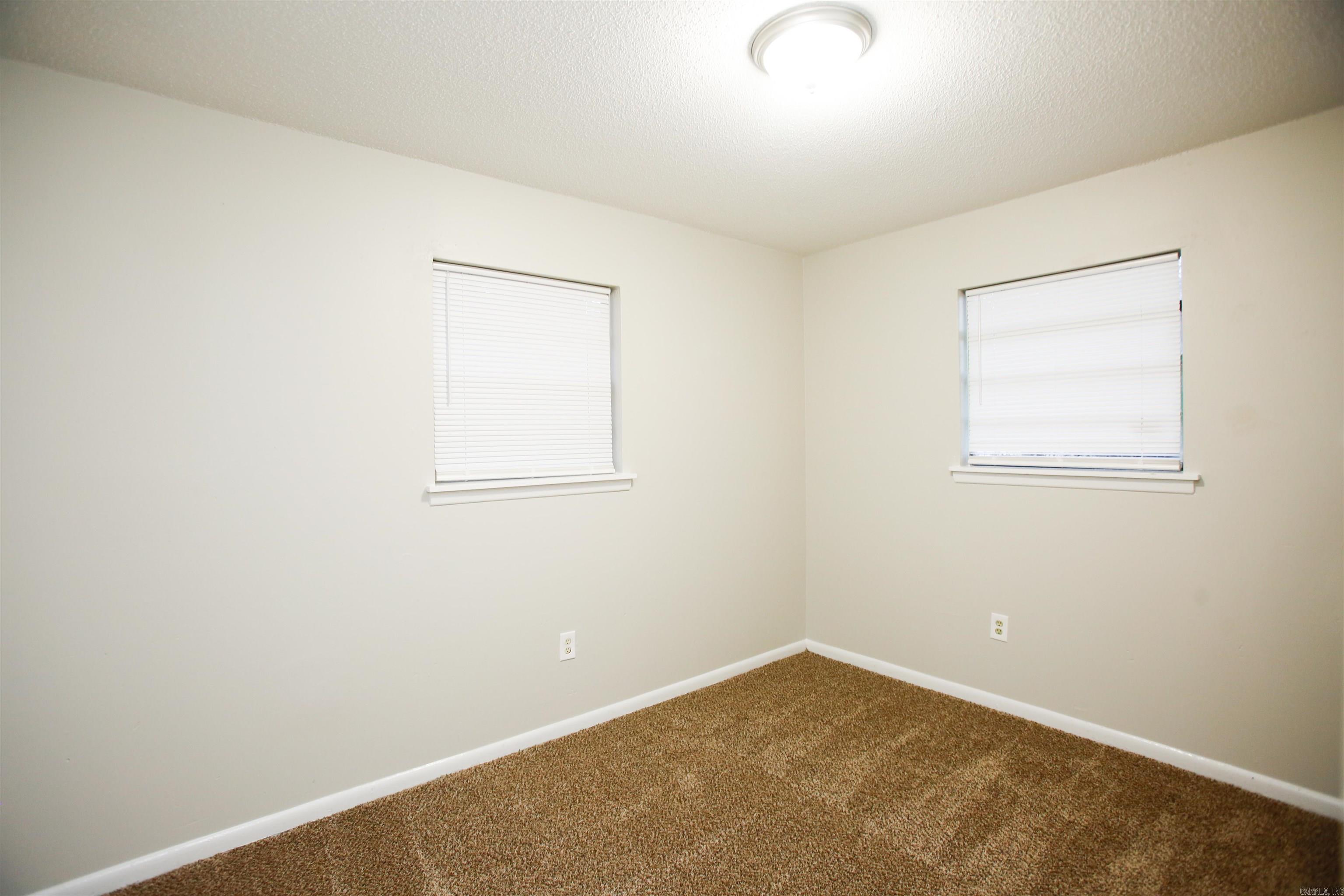 Barrow John 2L - Residential Lease