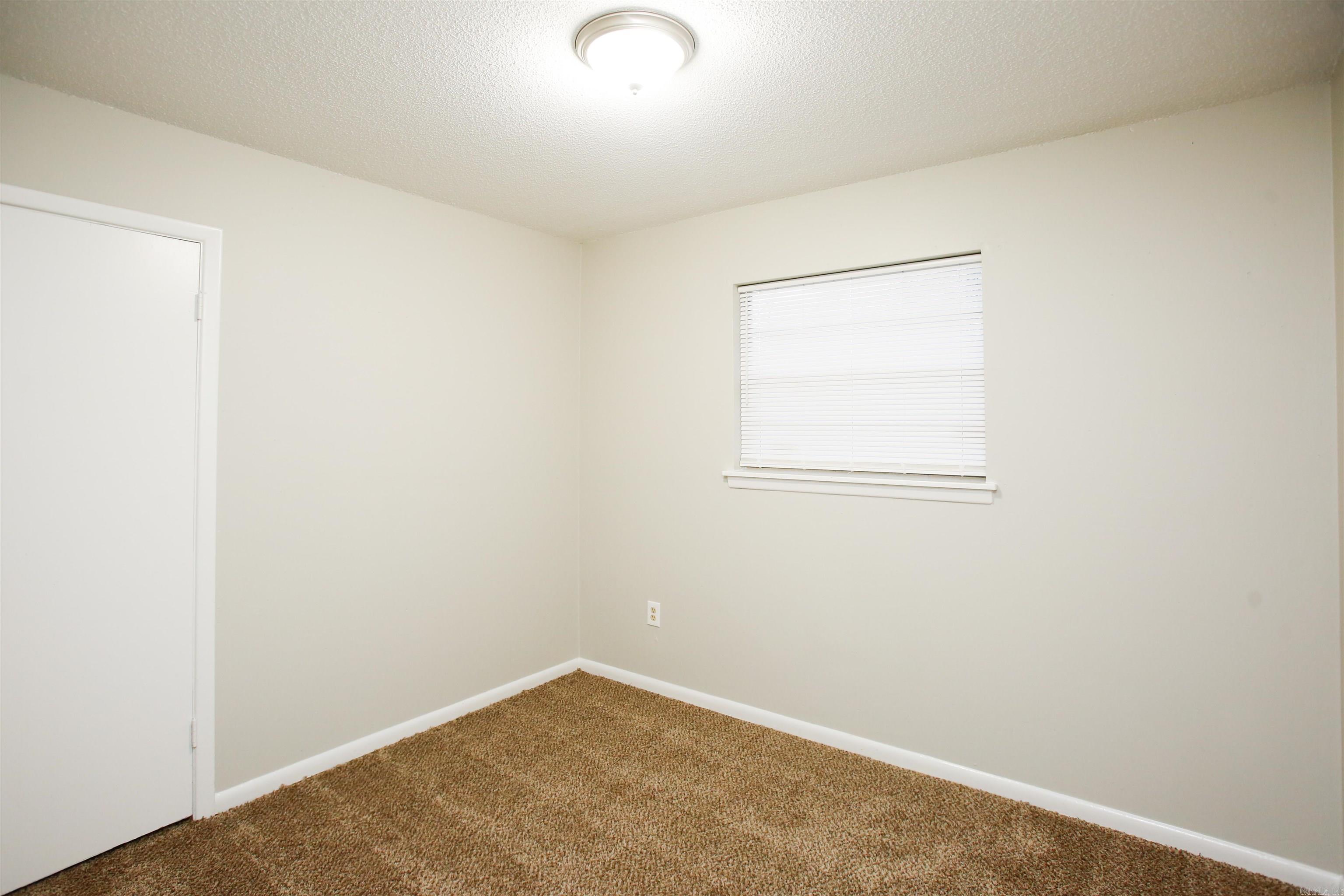 Barrow John 2L - Residential Lease