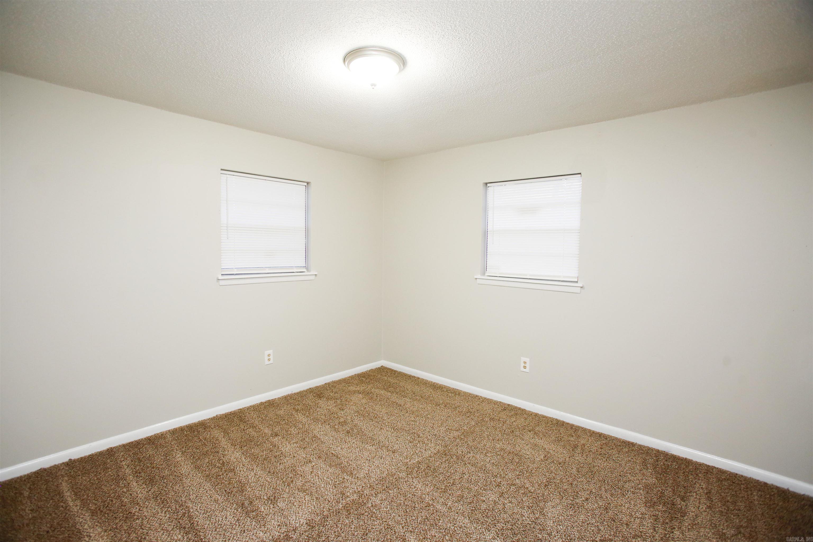 Barrow John 2L - Residential Lease