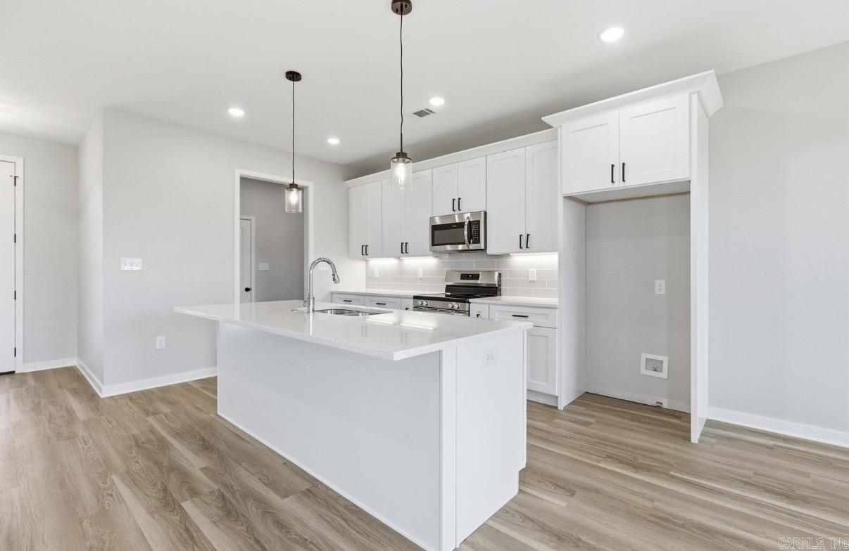 WALNUT VALLEY - Residential