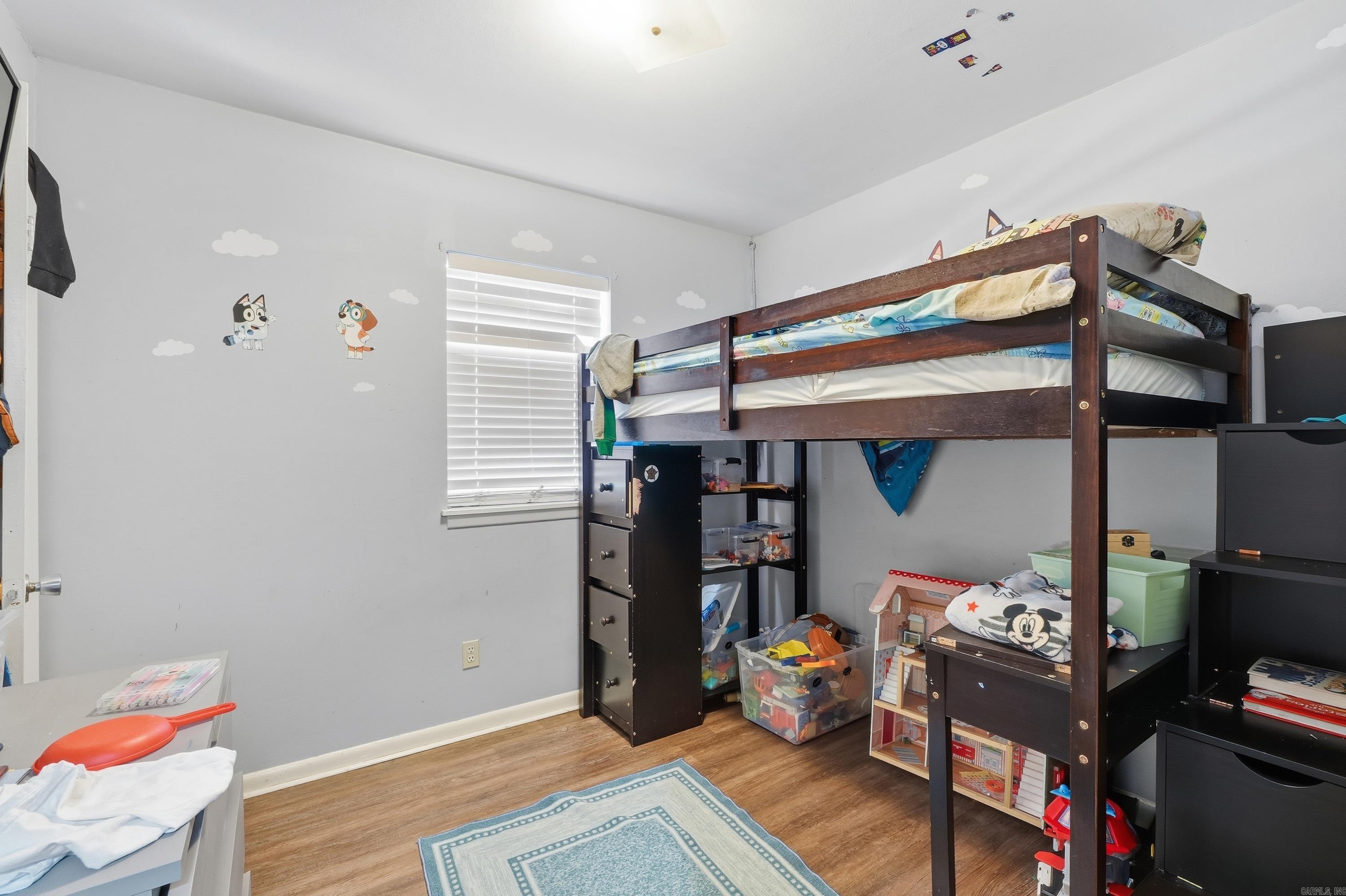 SHANNON HILLS - Residential