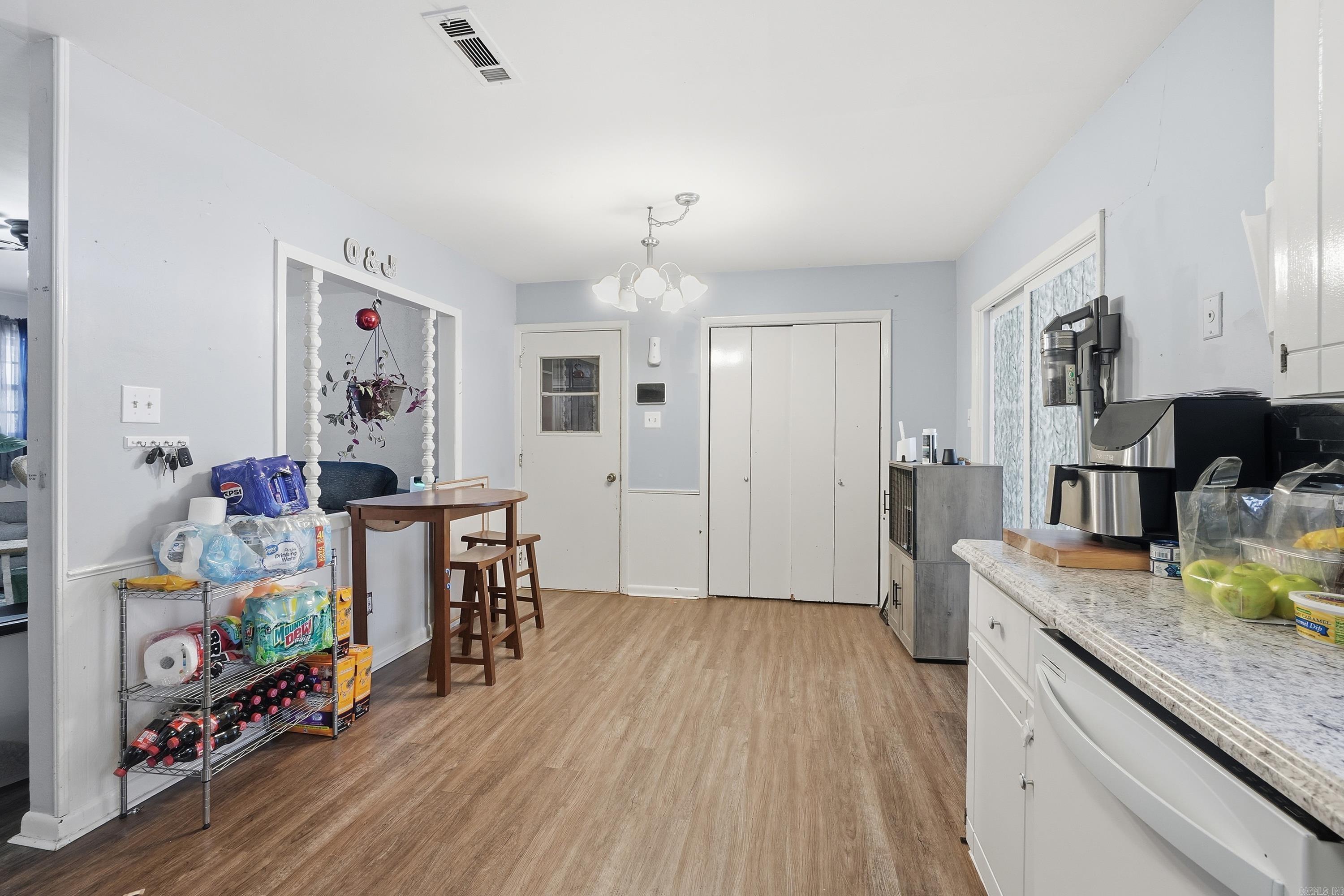 SHANNON HILLS - Residential