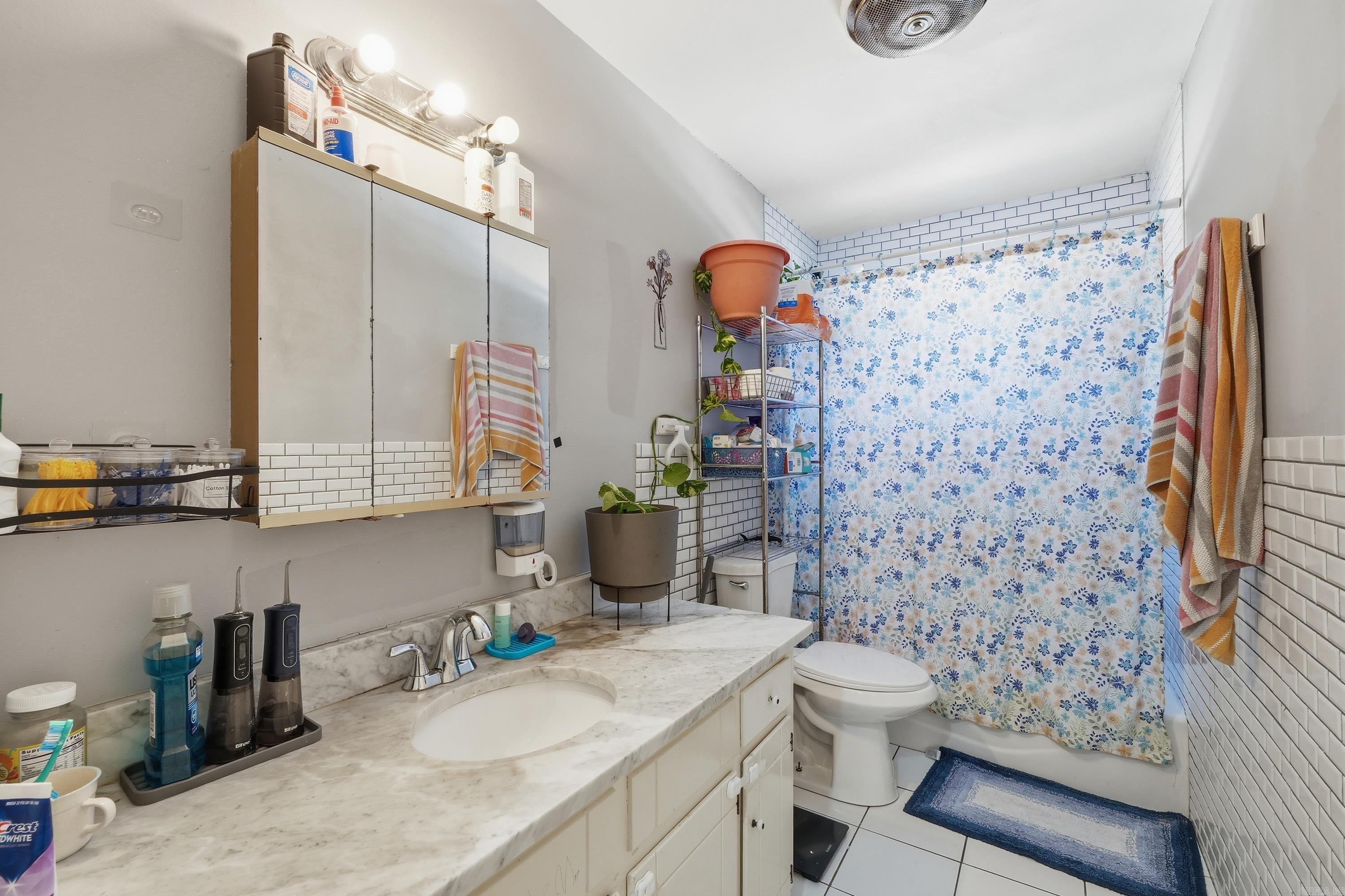 SHANNON HILLS - Residential