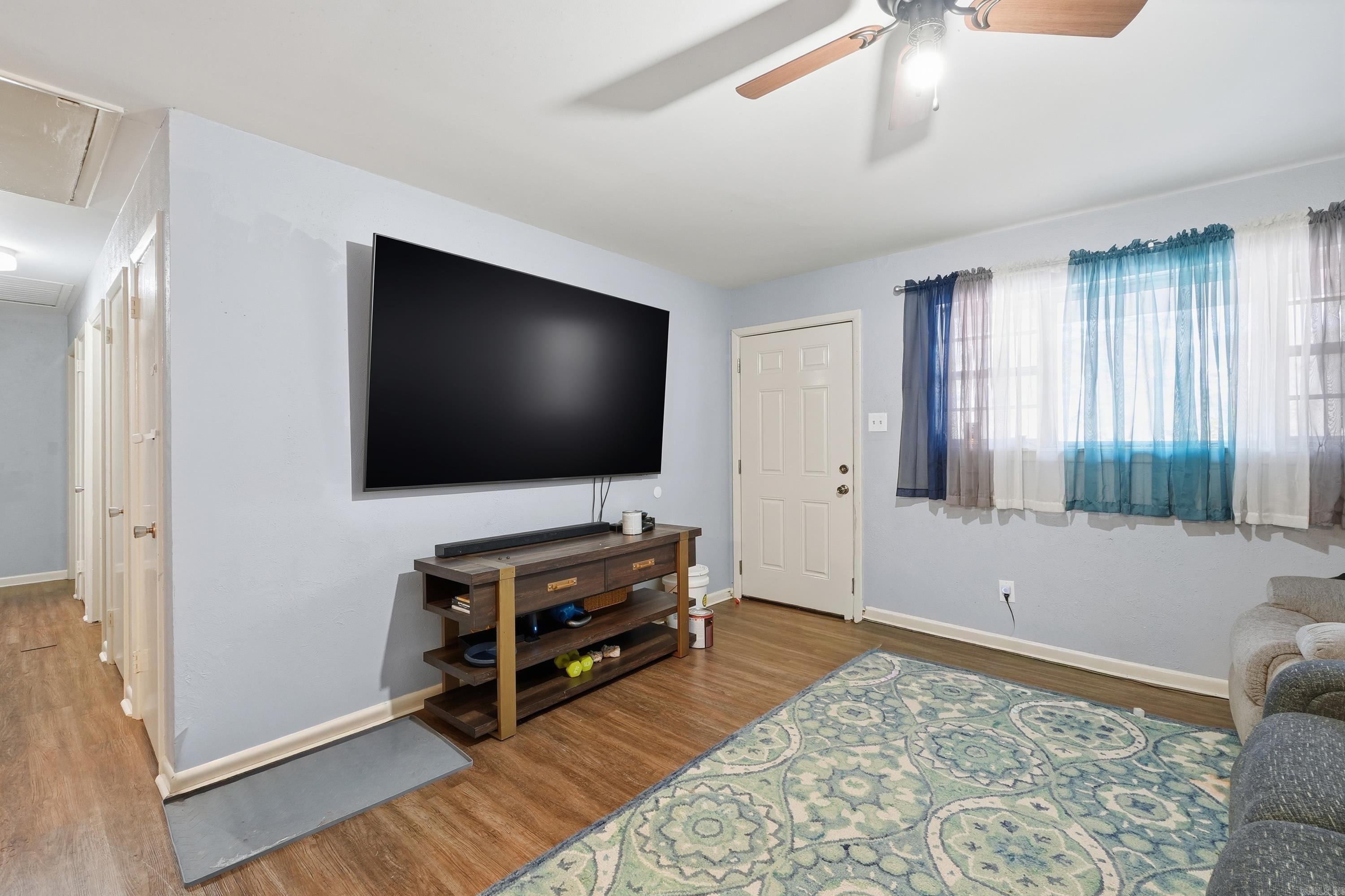 SHANNON HILLS - Residential