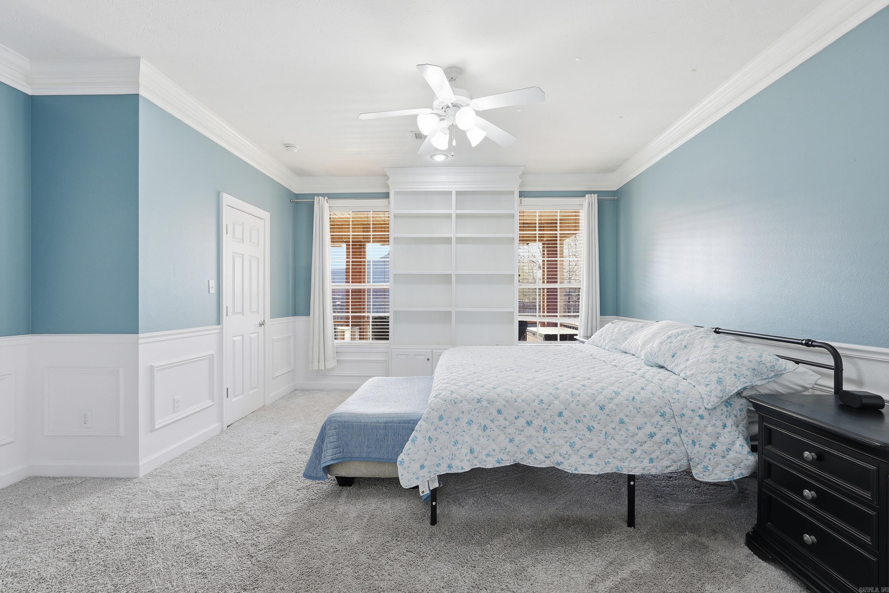 SOUTH WIND - Residential