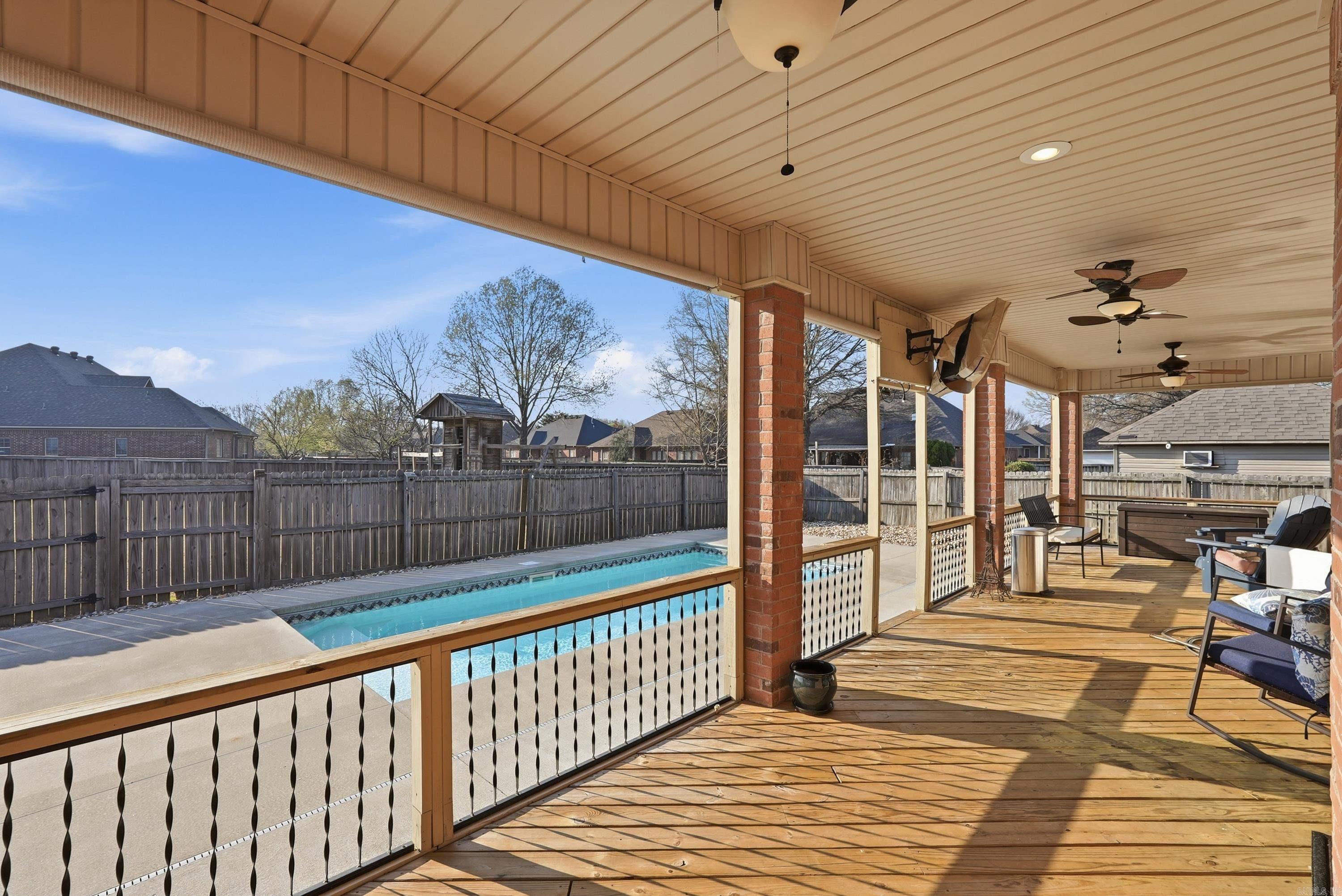 SOUTH WIND - Residential