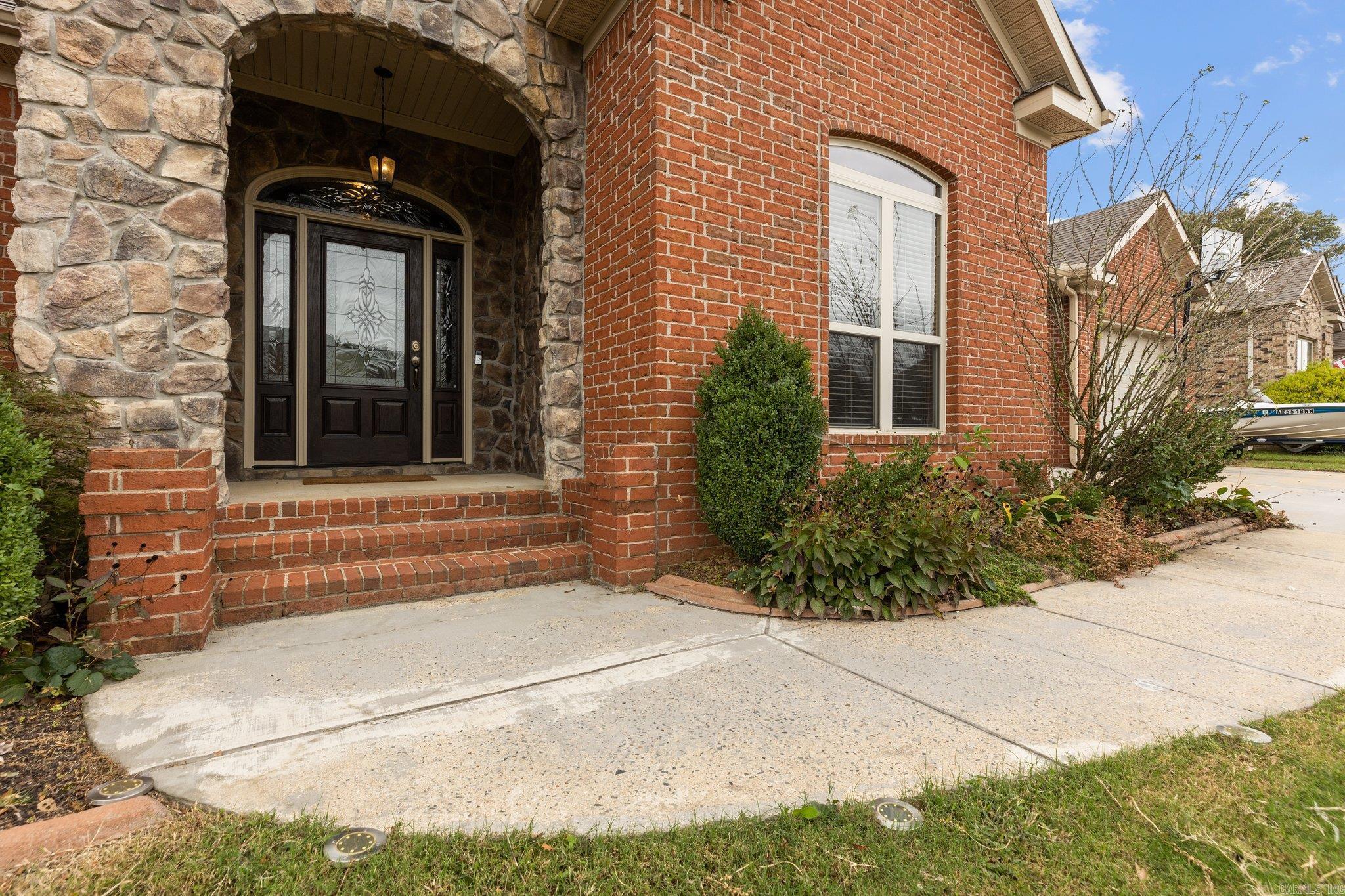 SHADOW CREEK - Residential