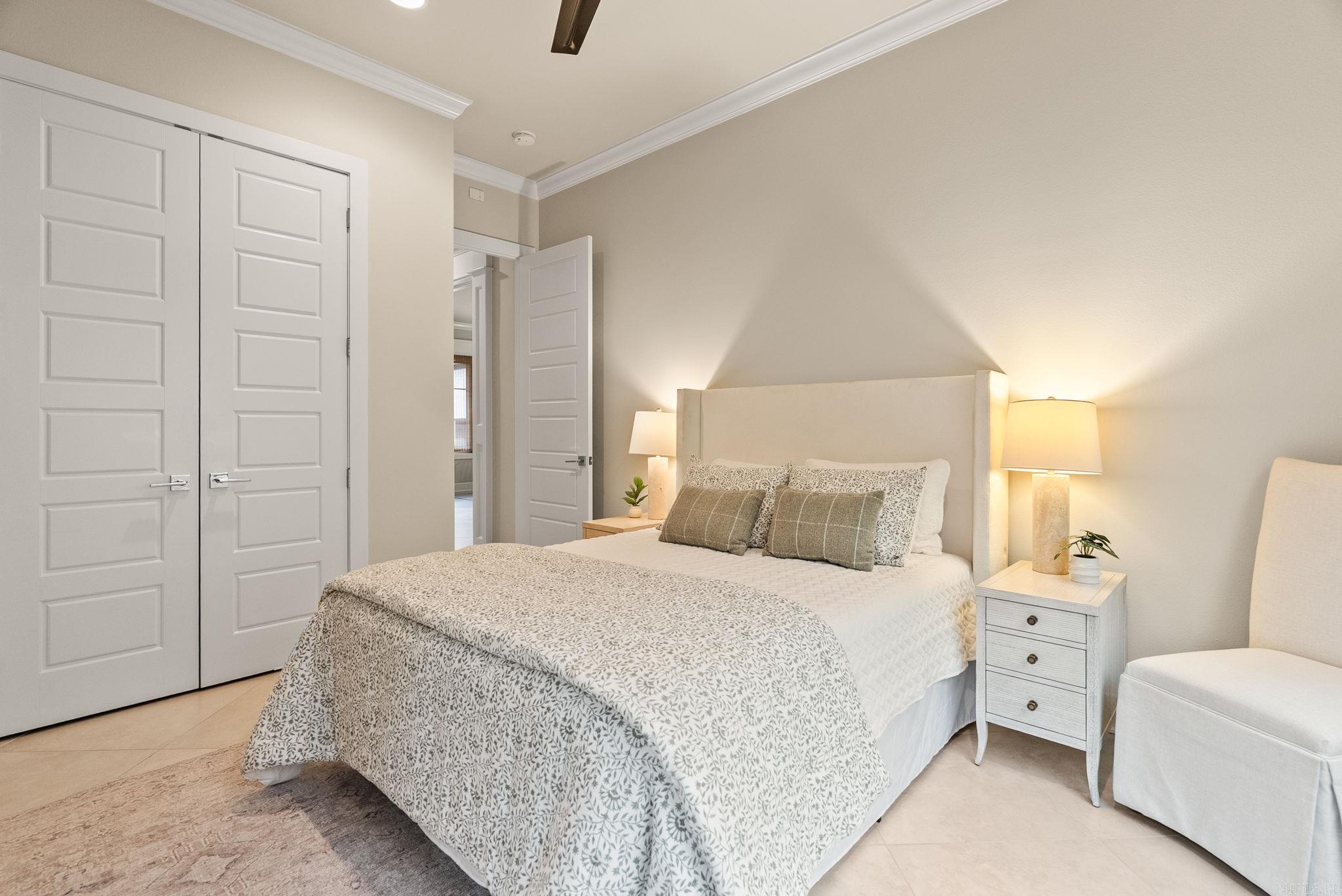 WOODLANDS EDGE - Residential