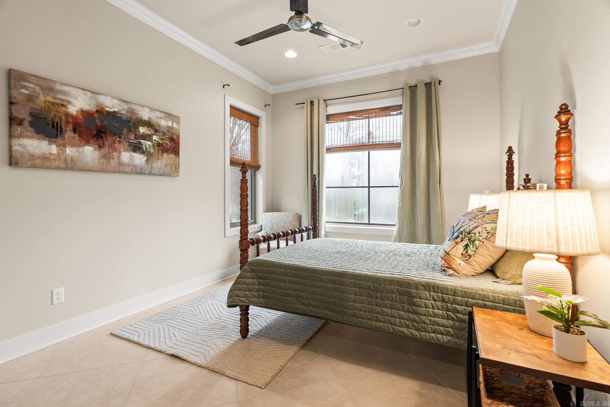 WOODLANDS EDGE - Residential