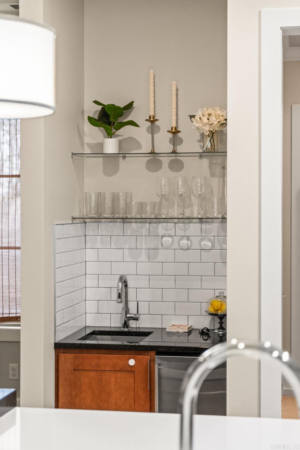 WOODLANDS EDGE - Residential