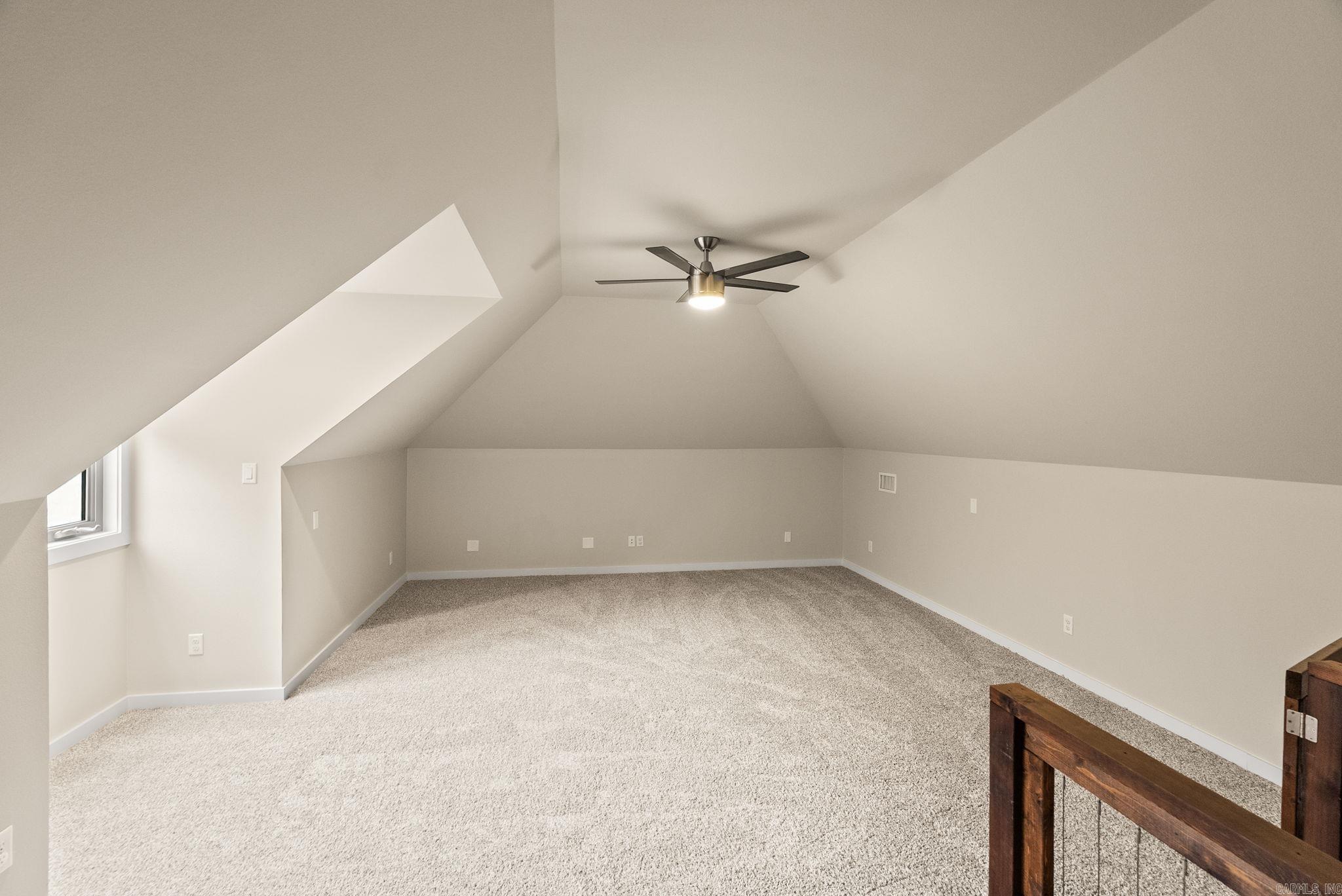 WOODLANDS EDGE - Residential