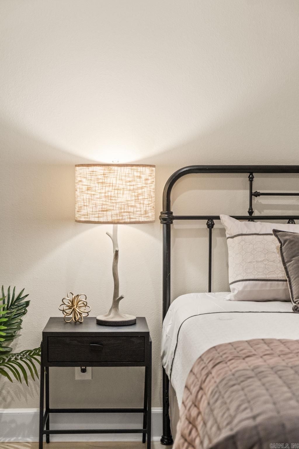 WOODLANDS EDGE - Residential