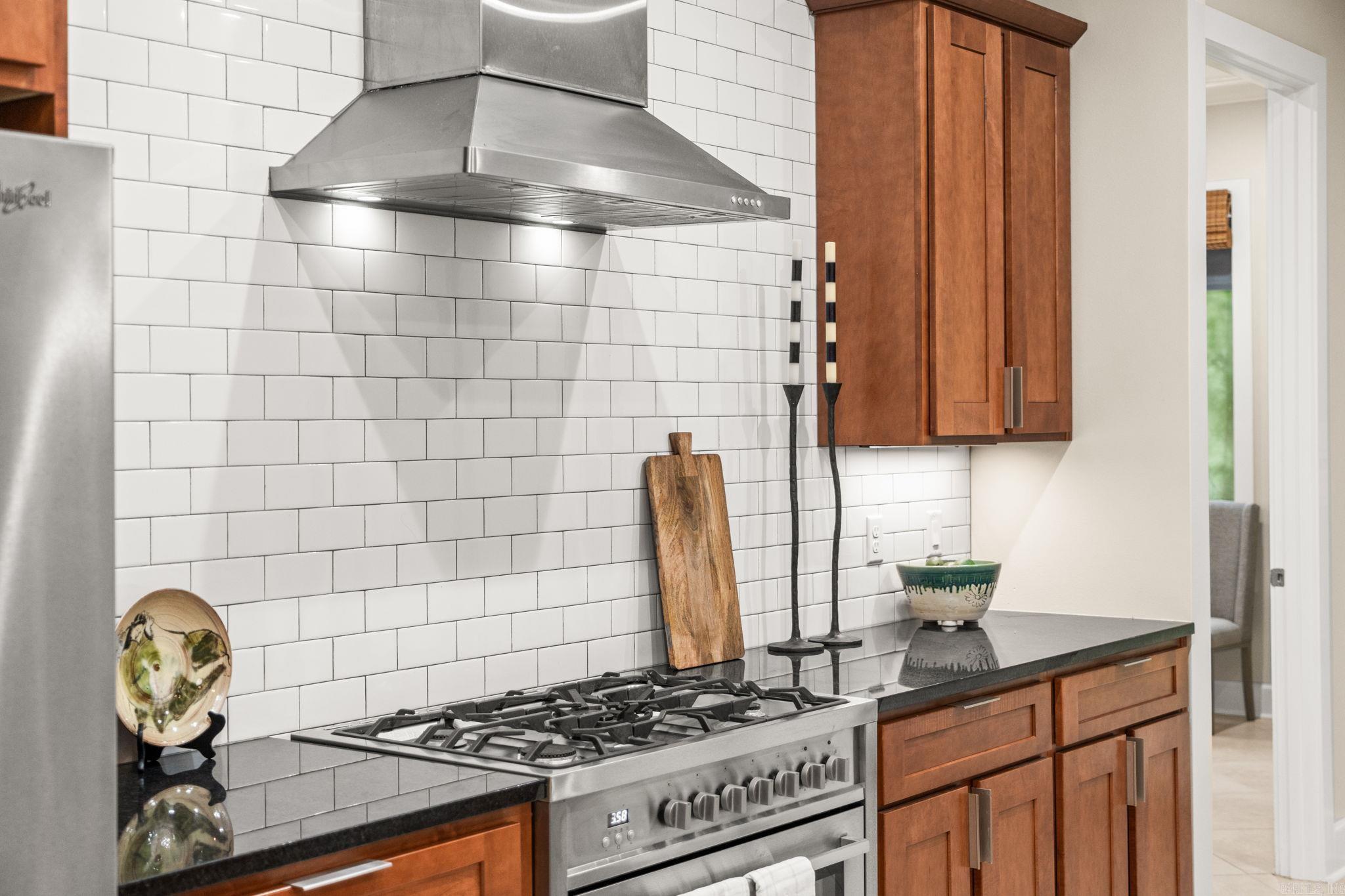 WOODLANDS EDGE - Residential