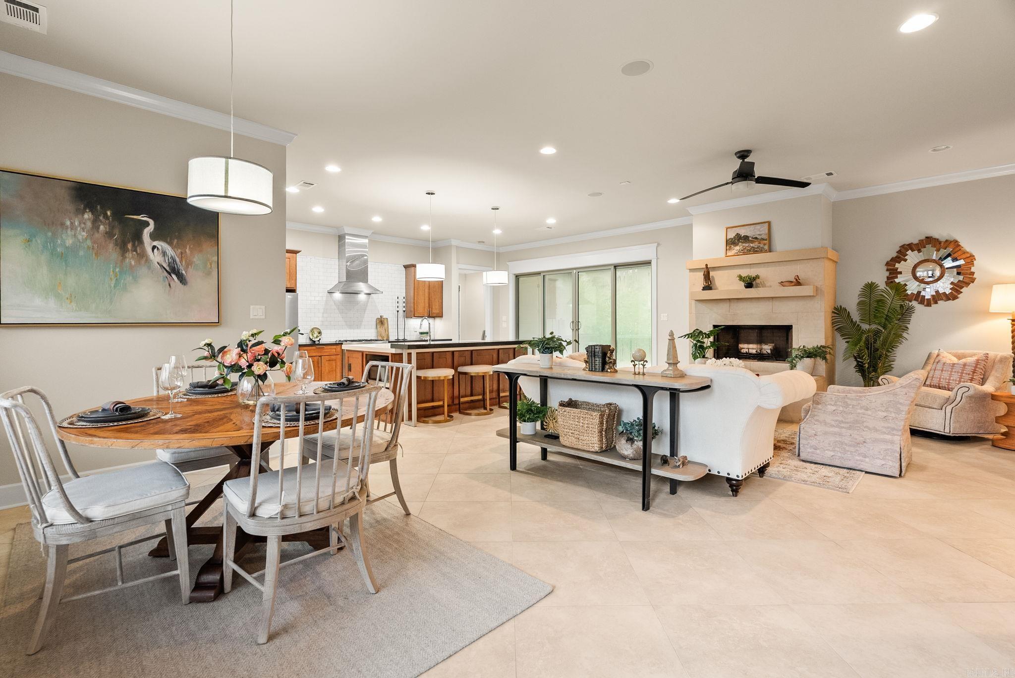 WOODLANDS EDGE - Residential