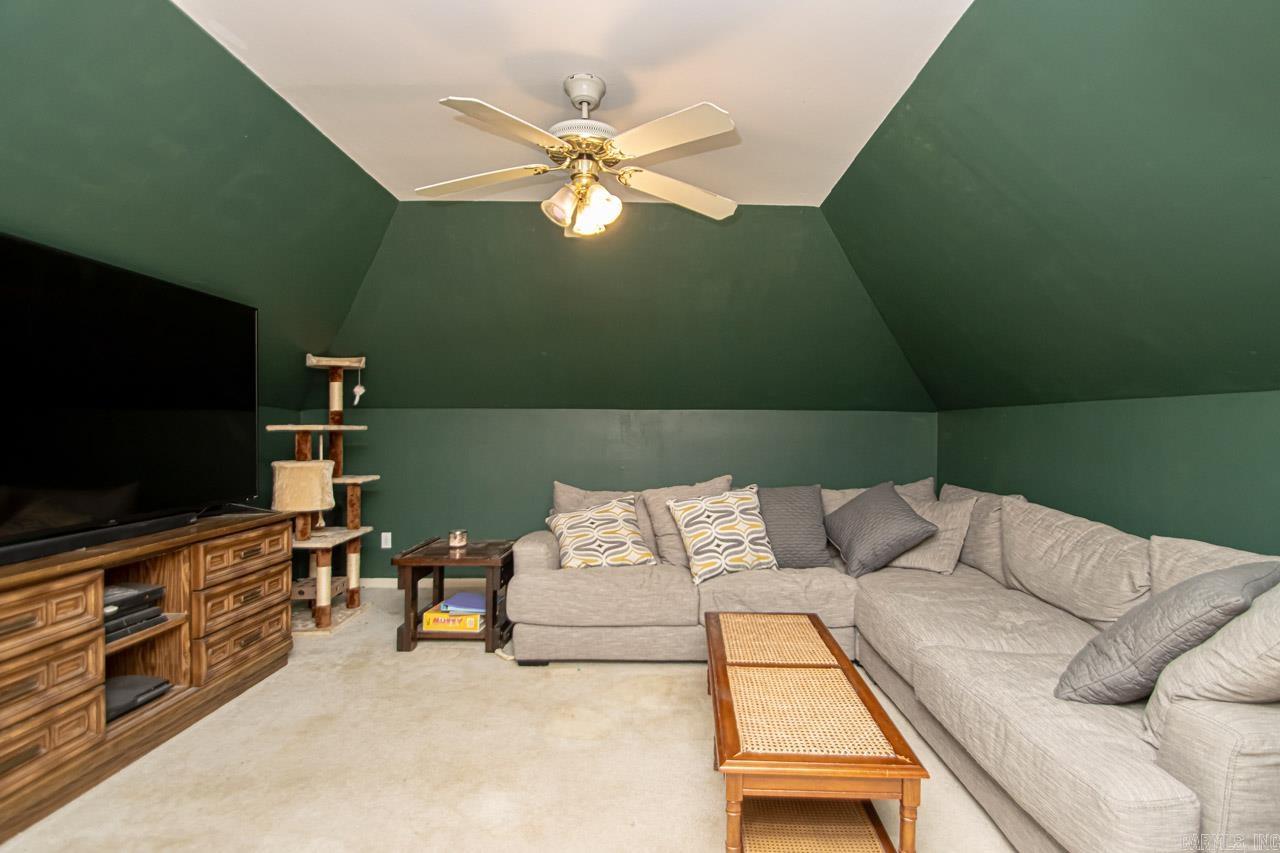 ST CHARLES ADDN - Residential