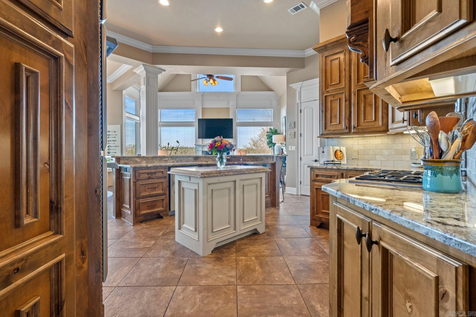 Lake Forest Shores - Residential