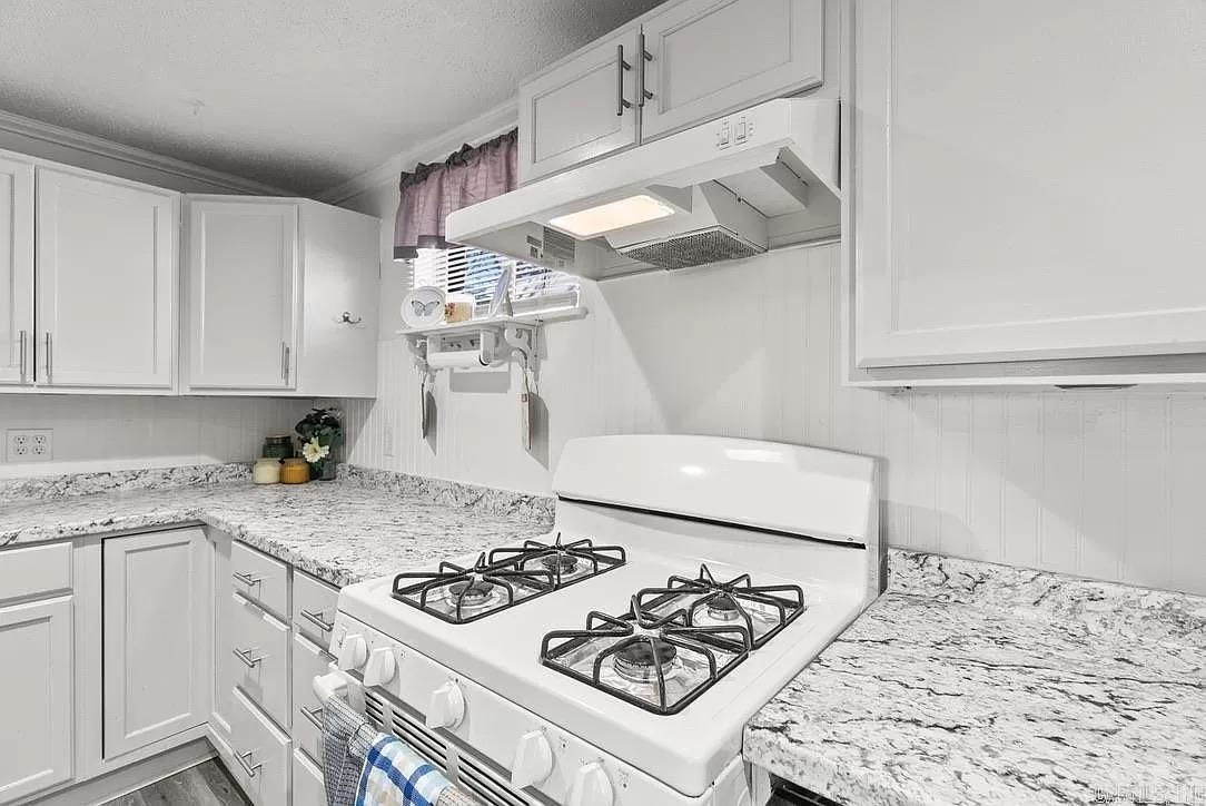 LONGVIEW - Residential