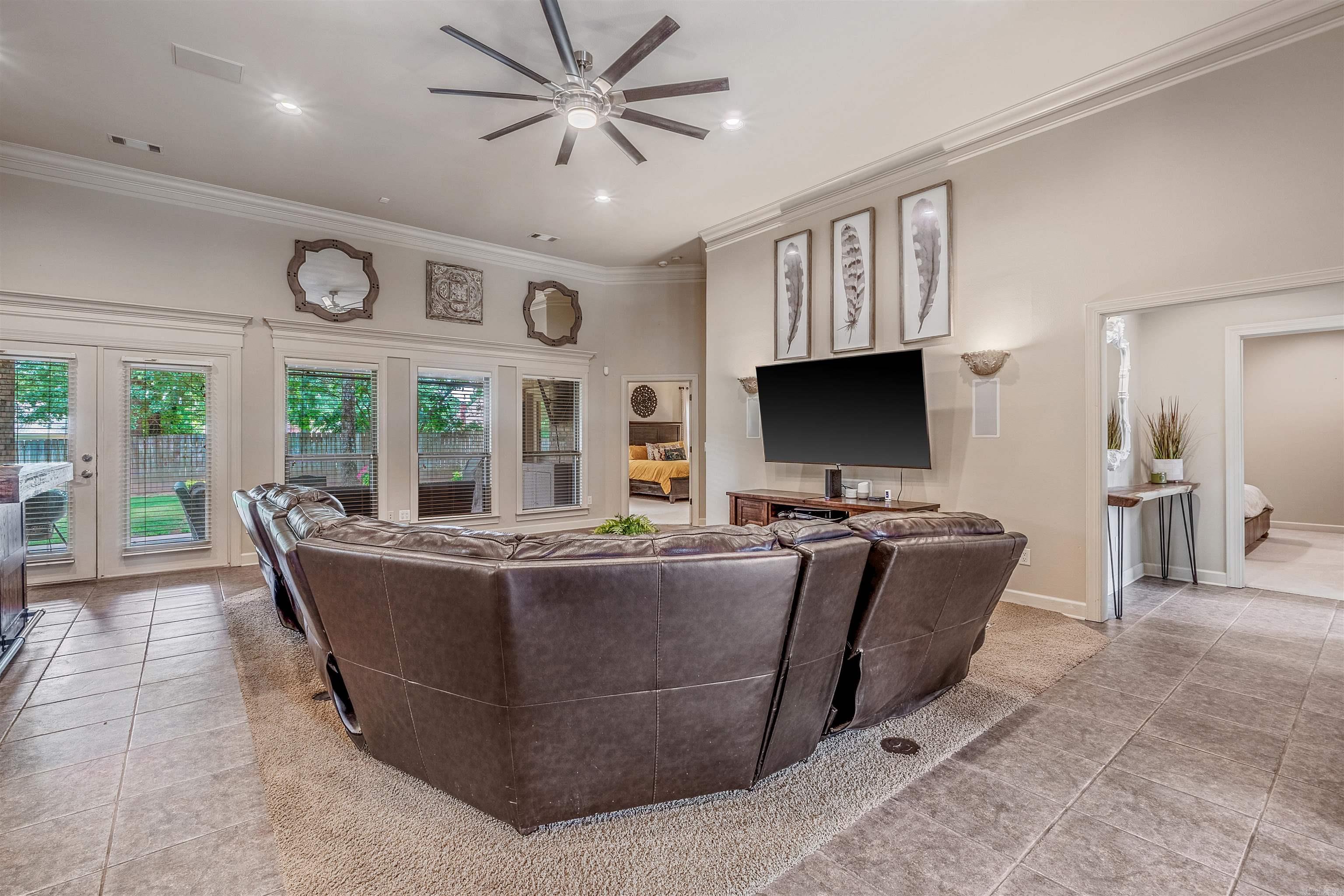 SOUTH SHORE ADDN - Residential