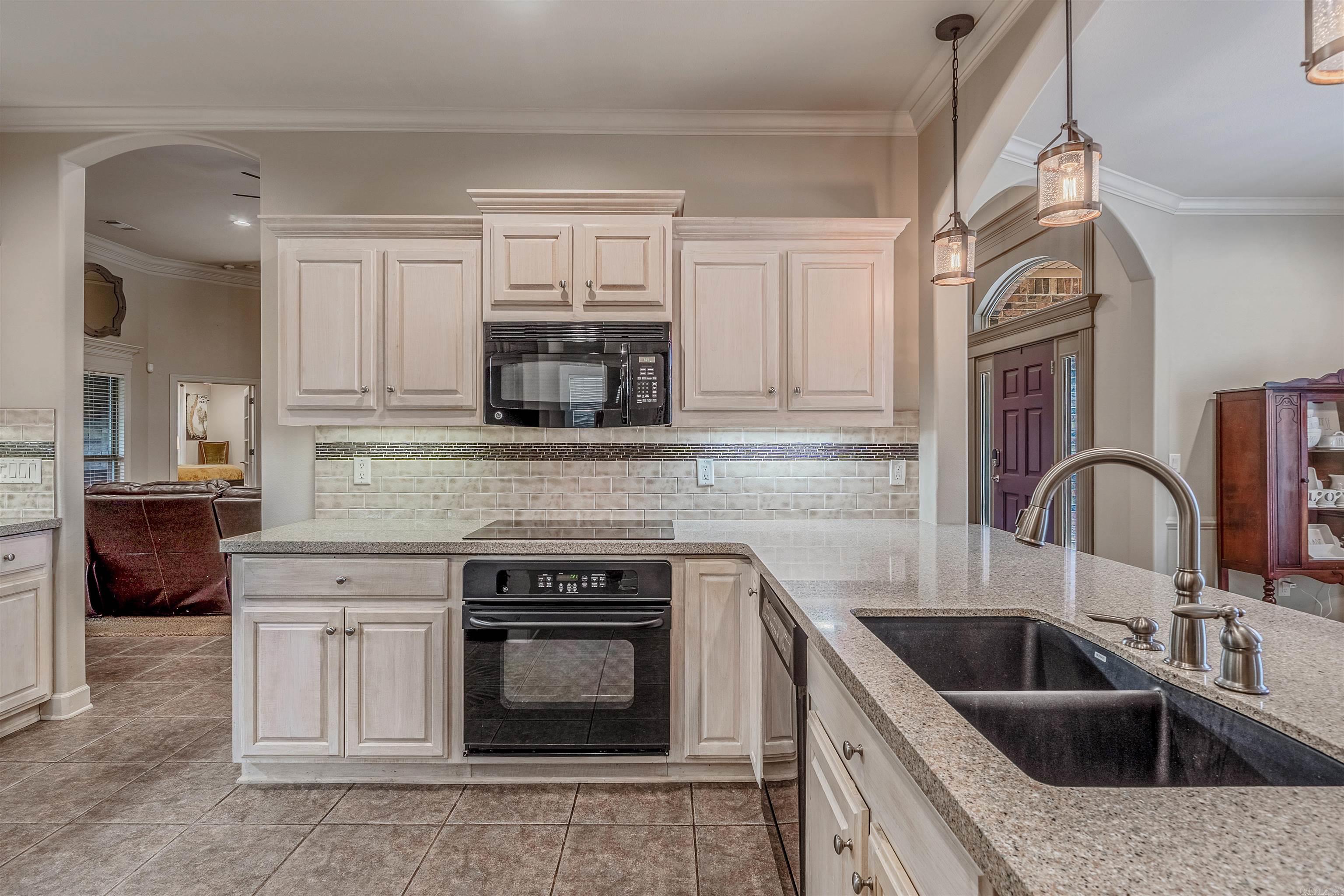 SOUTH SHORE ADDN - Residential