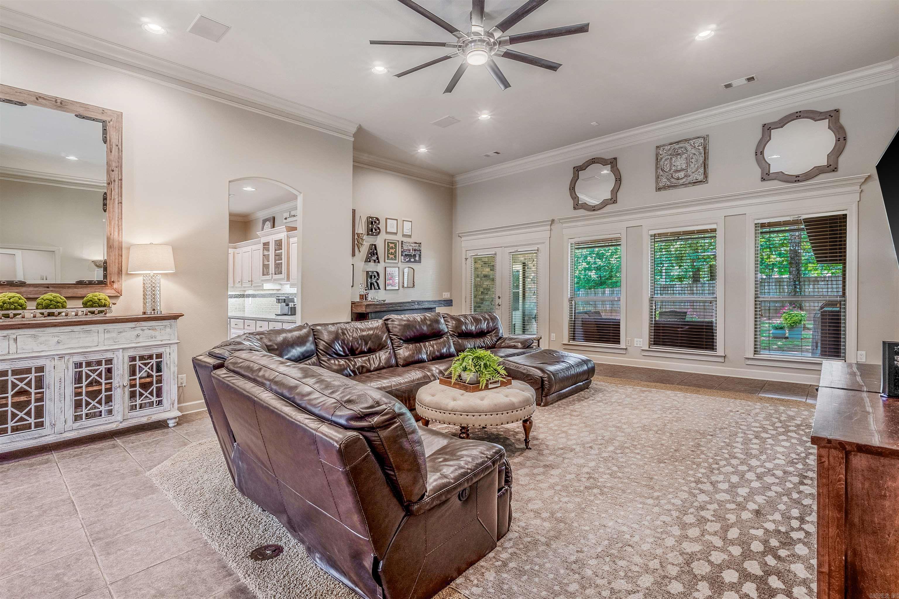 SOUTH SHORE ADDN - Residential