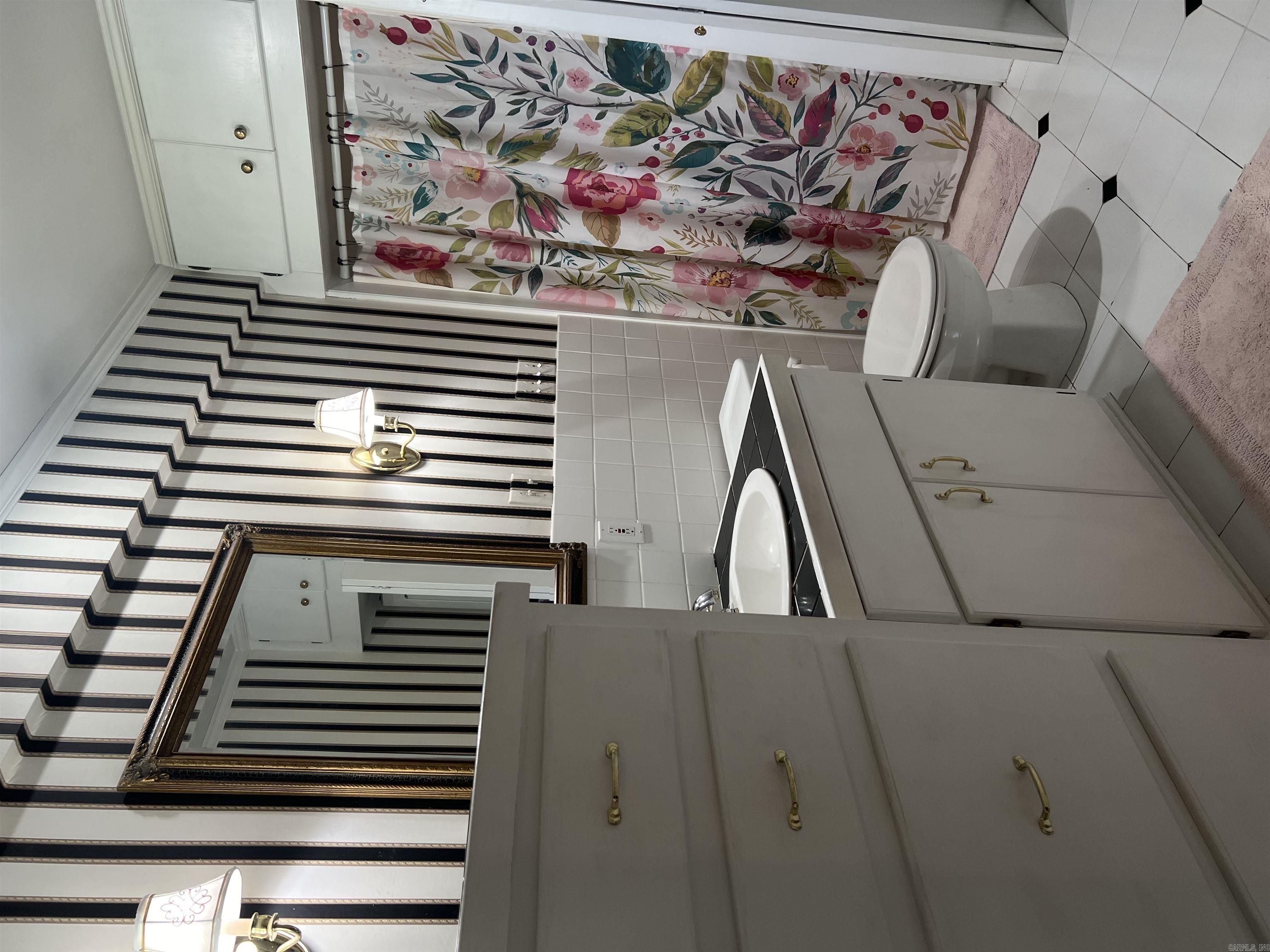 Not in Subdivision - Residential Lease