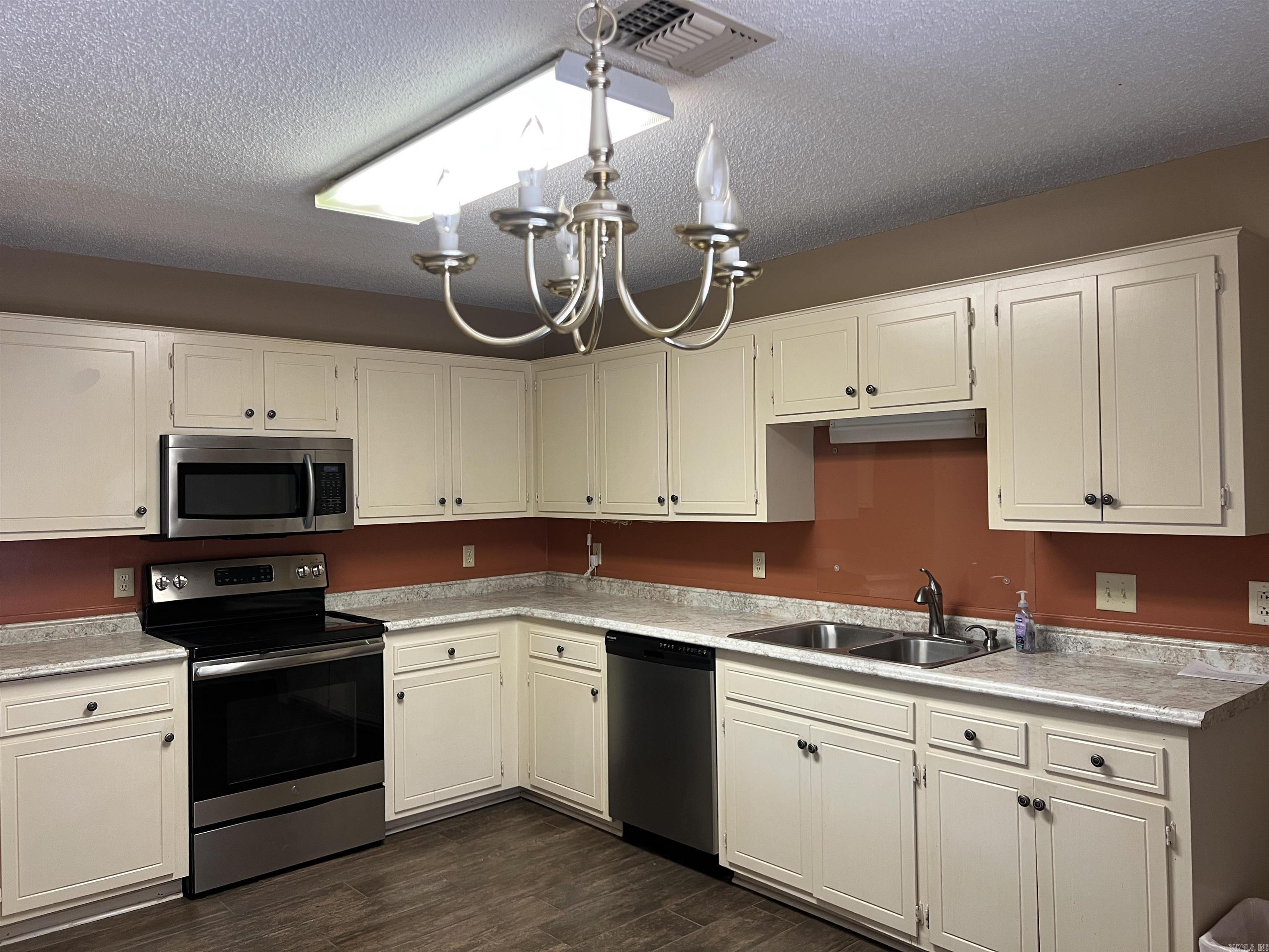 Summerset Place Phase 2 - Residential