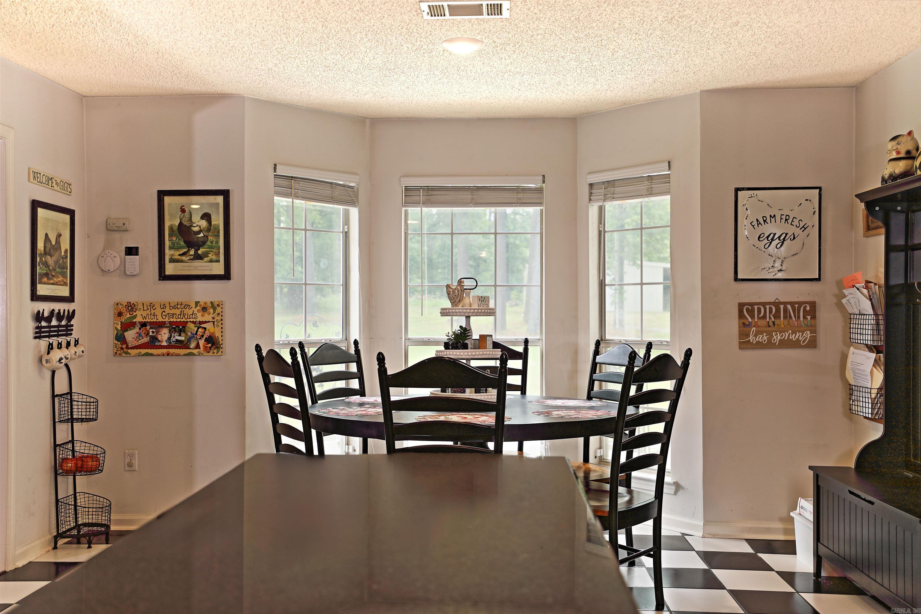 COUNTRY VILLAGE ESTATES - Residential